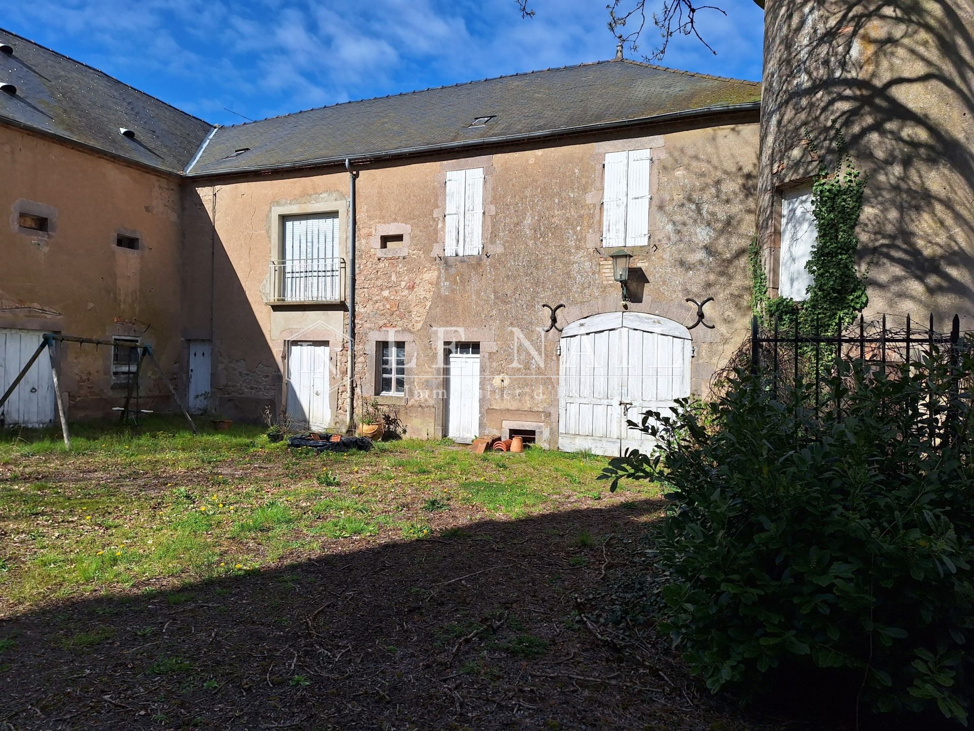 manor house 18 rooms for sale on AUTUN (71400)