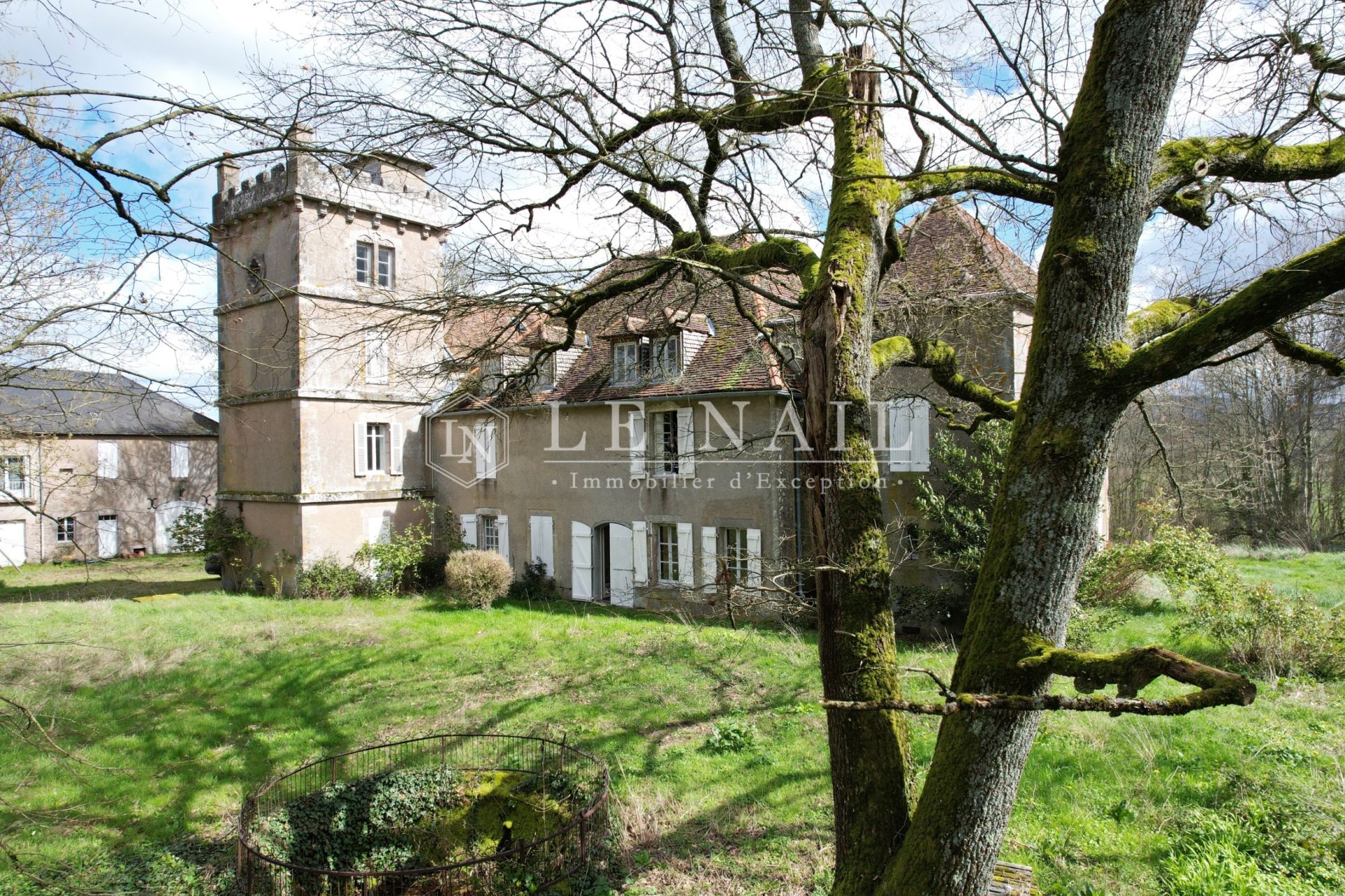 manor house 18 rooms for sale on AUTUN (71400)