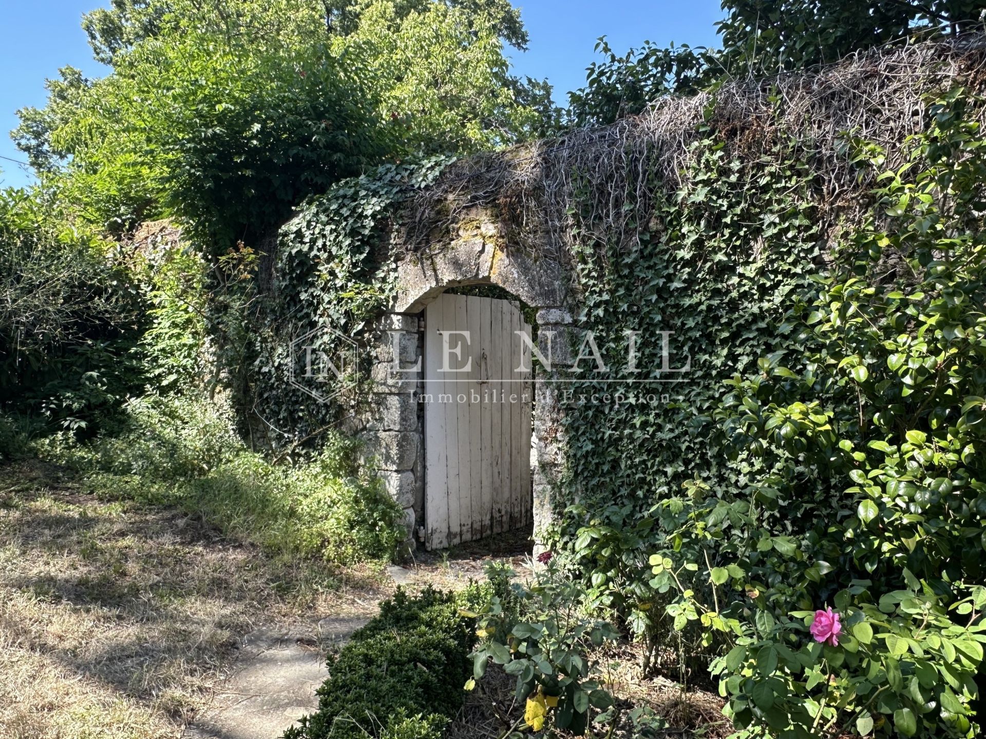 manor house 11 rooms for sale on LE LOROUX BOTTEREAU (44430)
