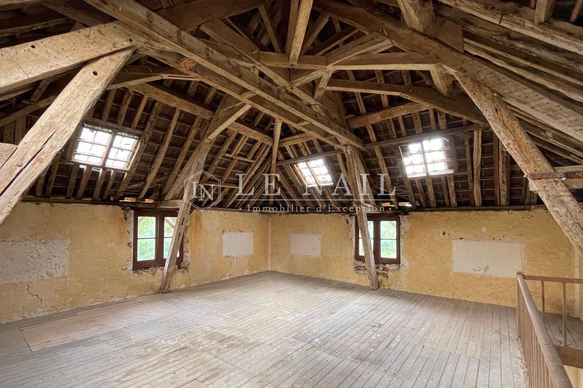 manoir 15 pièces en vente à EPERNAY (51200)