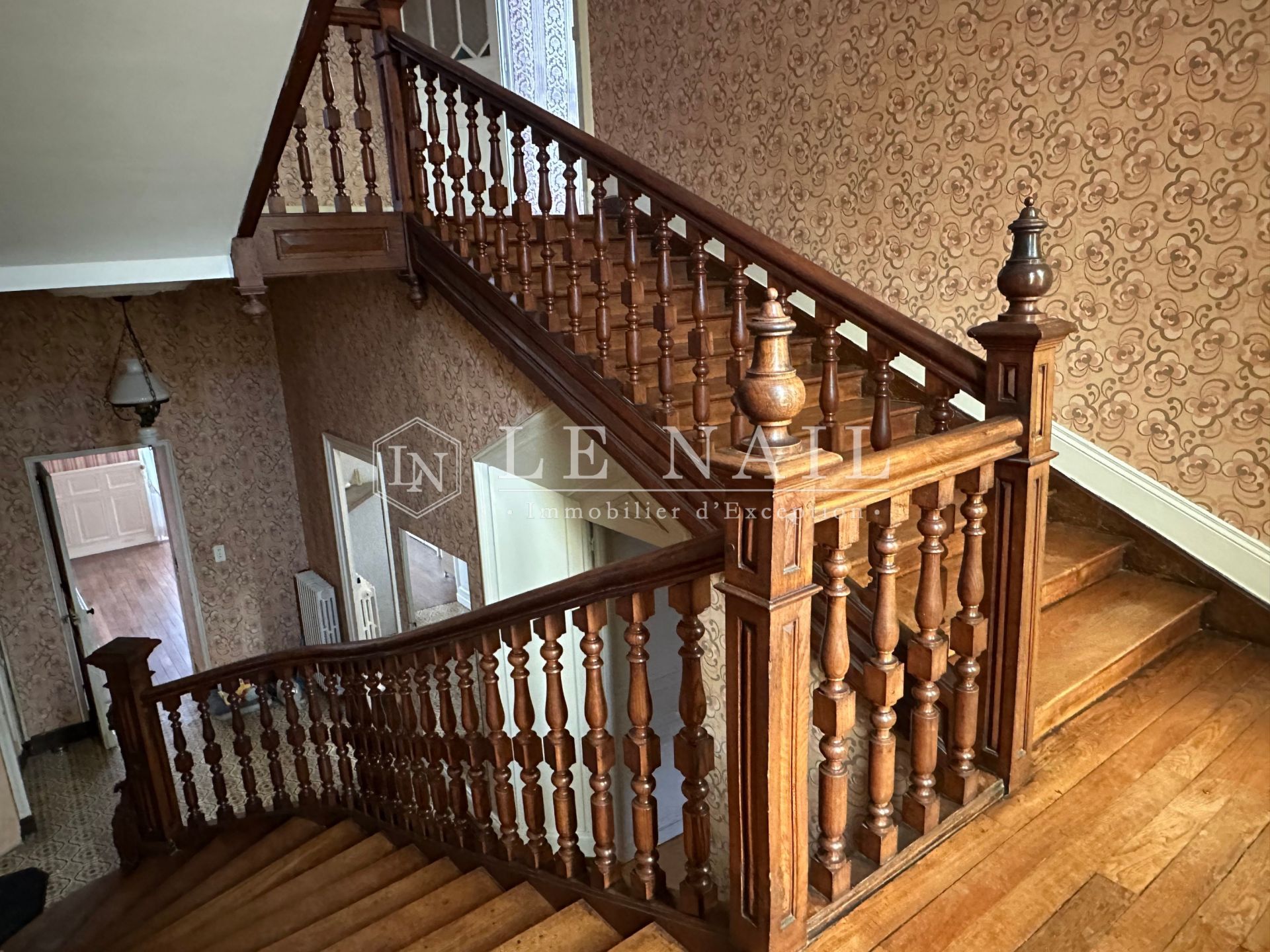 mansion 7 rooms for sale on FONTENAY LE COMTE (85200)