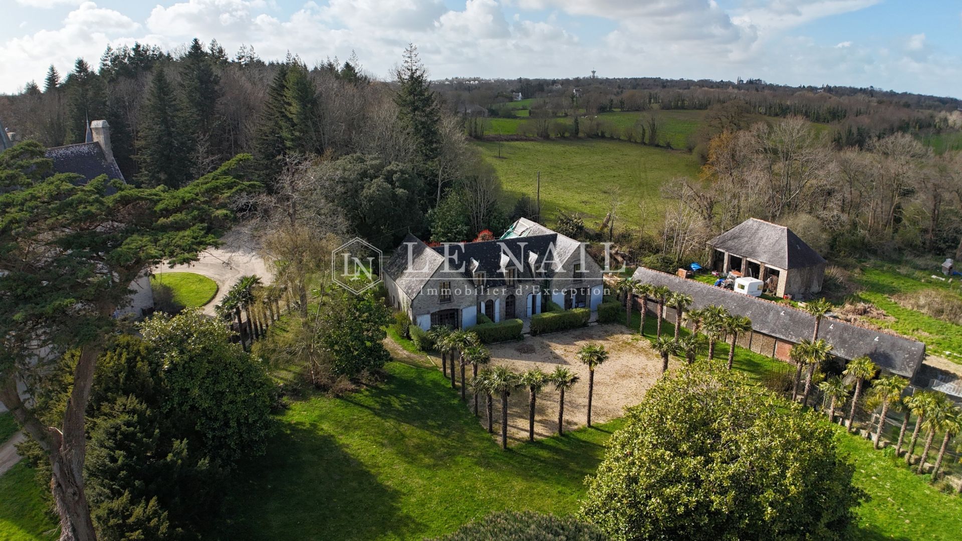 château 20 pièces en vente à QUIMPER (29000)