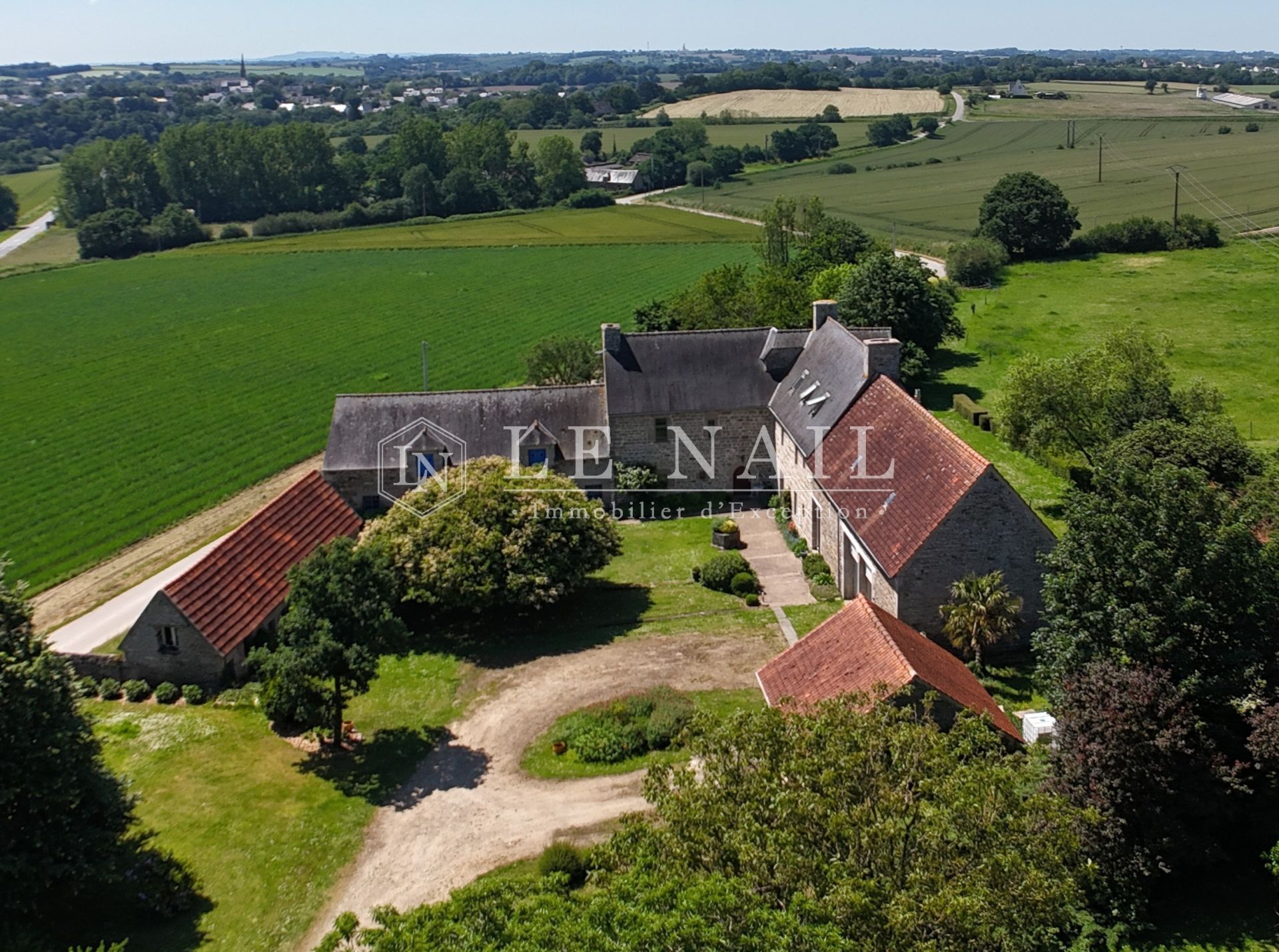 manoir 11 pièces en vente à TREGUIER (22220)