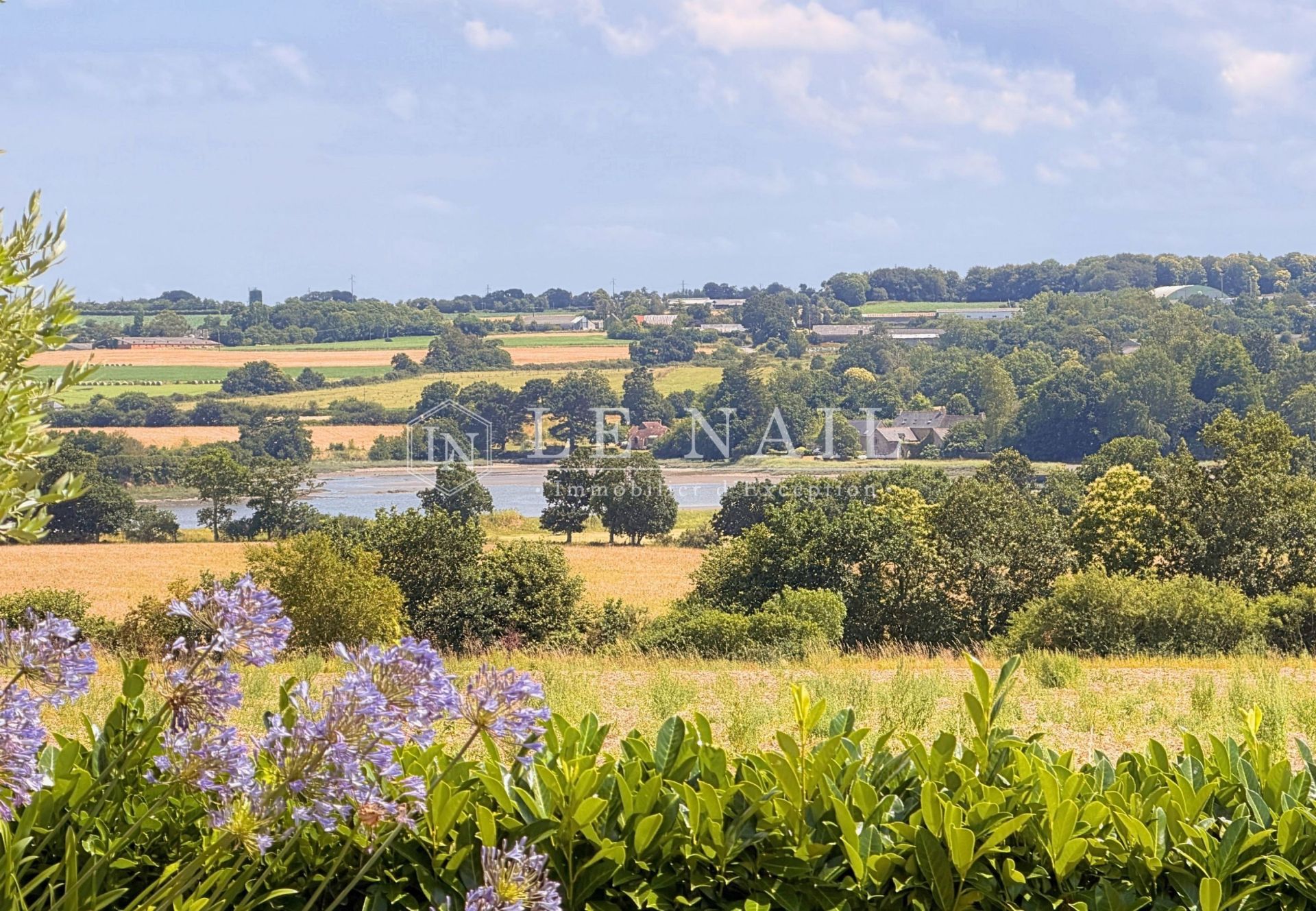 manoir 11 pièces en vente à TREGUIER (22220)