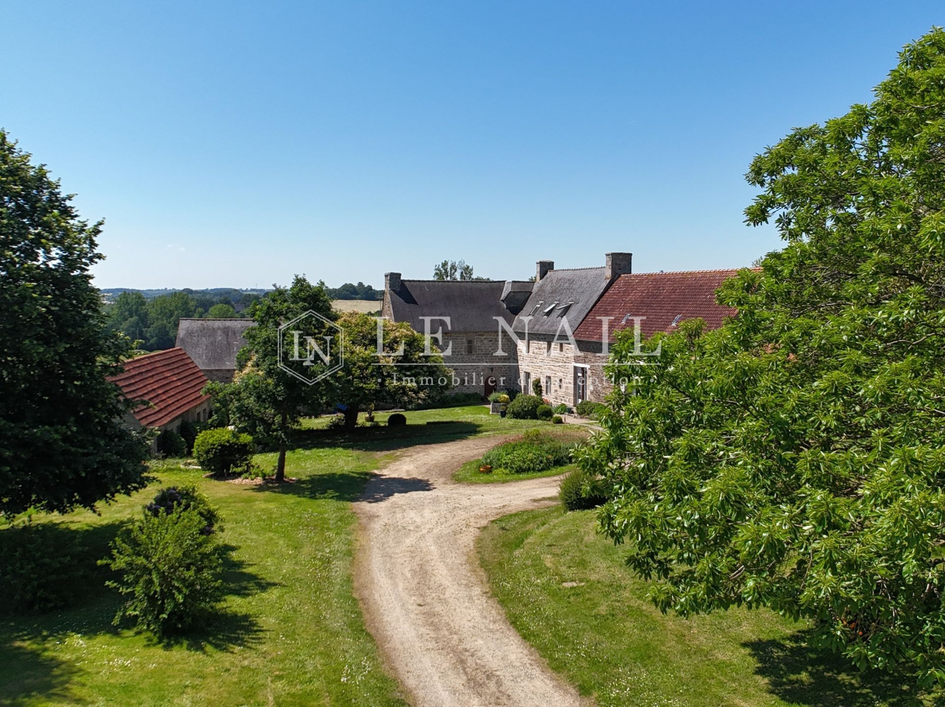 manoir 11 pièces en vente à TREGUIER (22220)