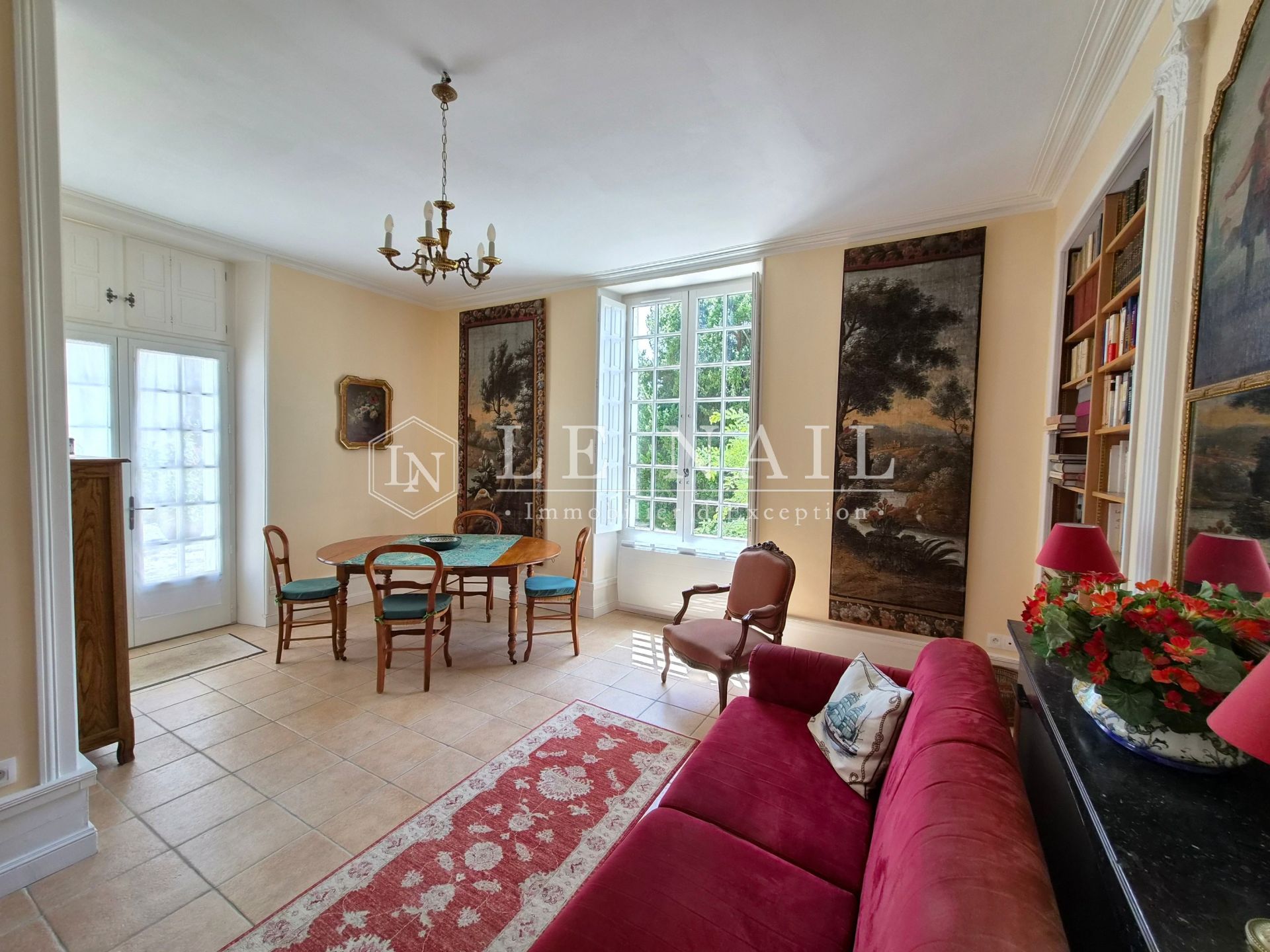 maison de ville 15 pièces en vente à CHINON (37500)
