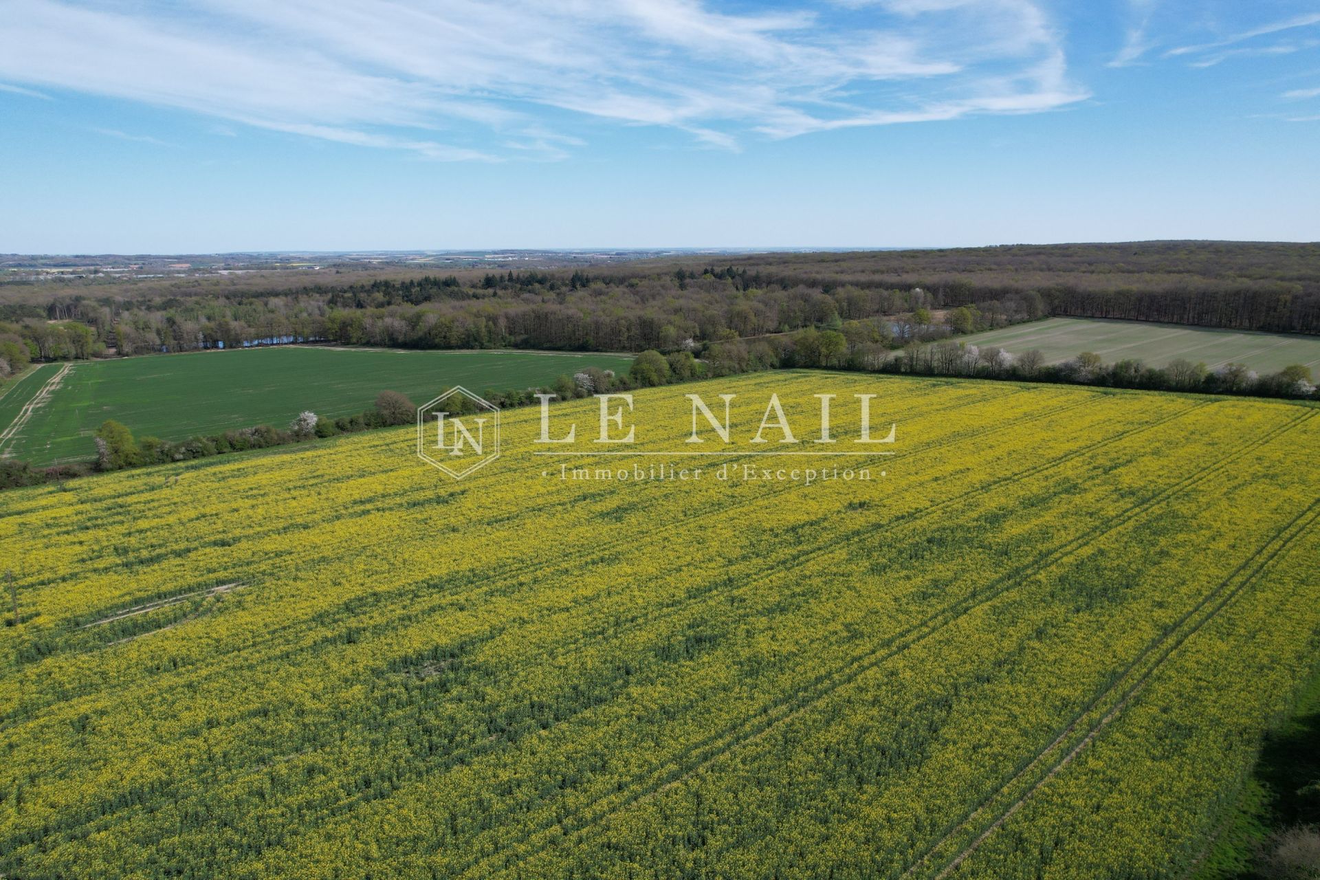 property 8 rooms for sale on AUBIGNY SUR NERE (18700)