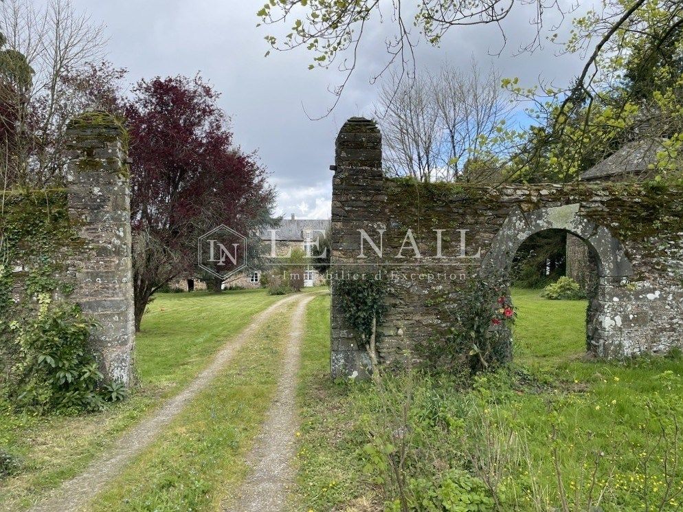 château 12 pièces en vente à BAIN DE BRETAGNE (35470)