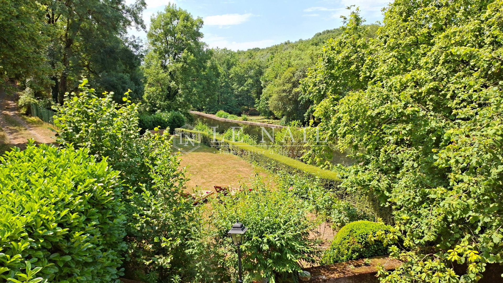 moulin 5 pièces en vente à ST LAURENT SUR SEVRE (85290)