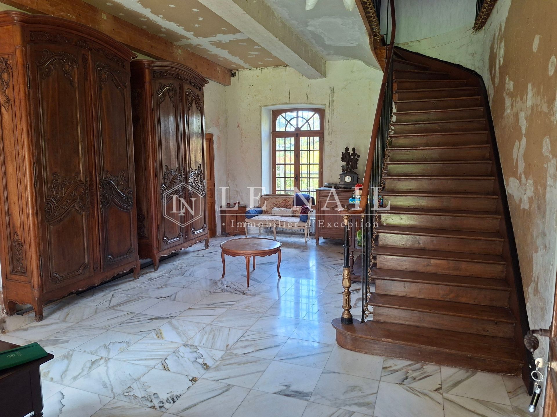 house 10 rooms for sale on MERY SUR SEINE (10170)