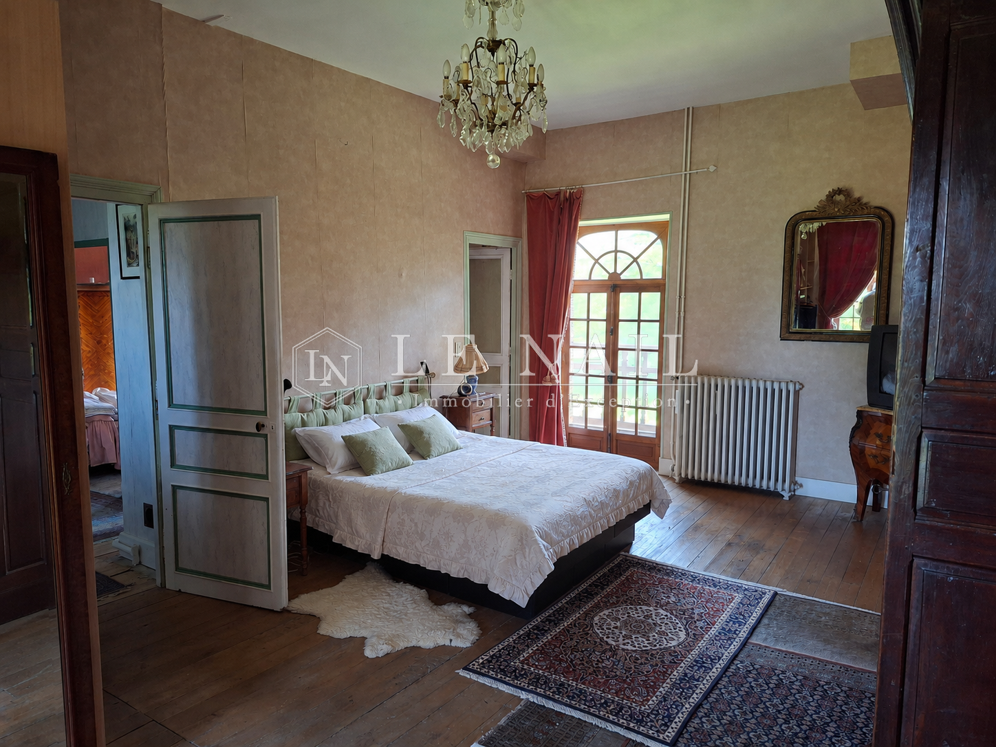 house 10 rooms for sale on MERY SUR SEINE (10170)
