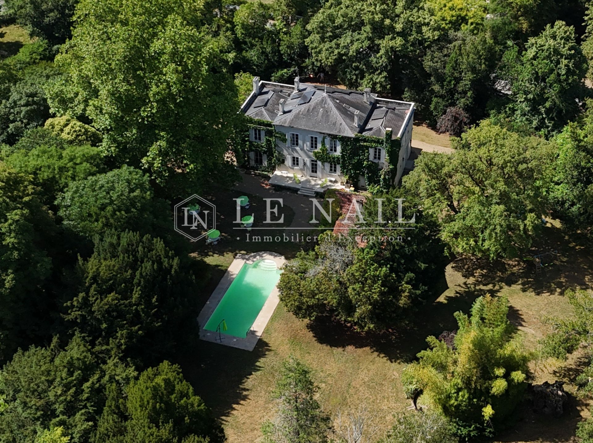 propriété 12 pièces en vente à LA ROCHELLE (17000)