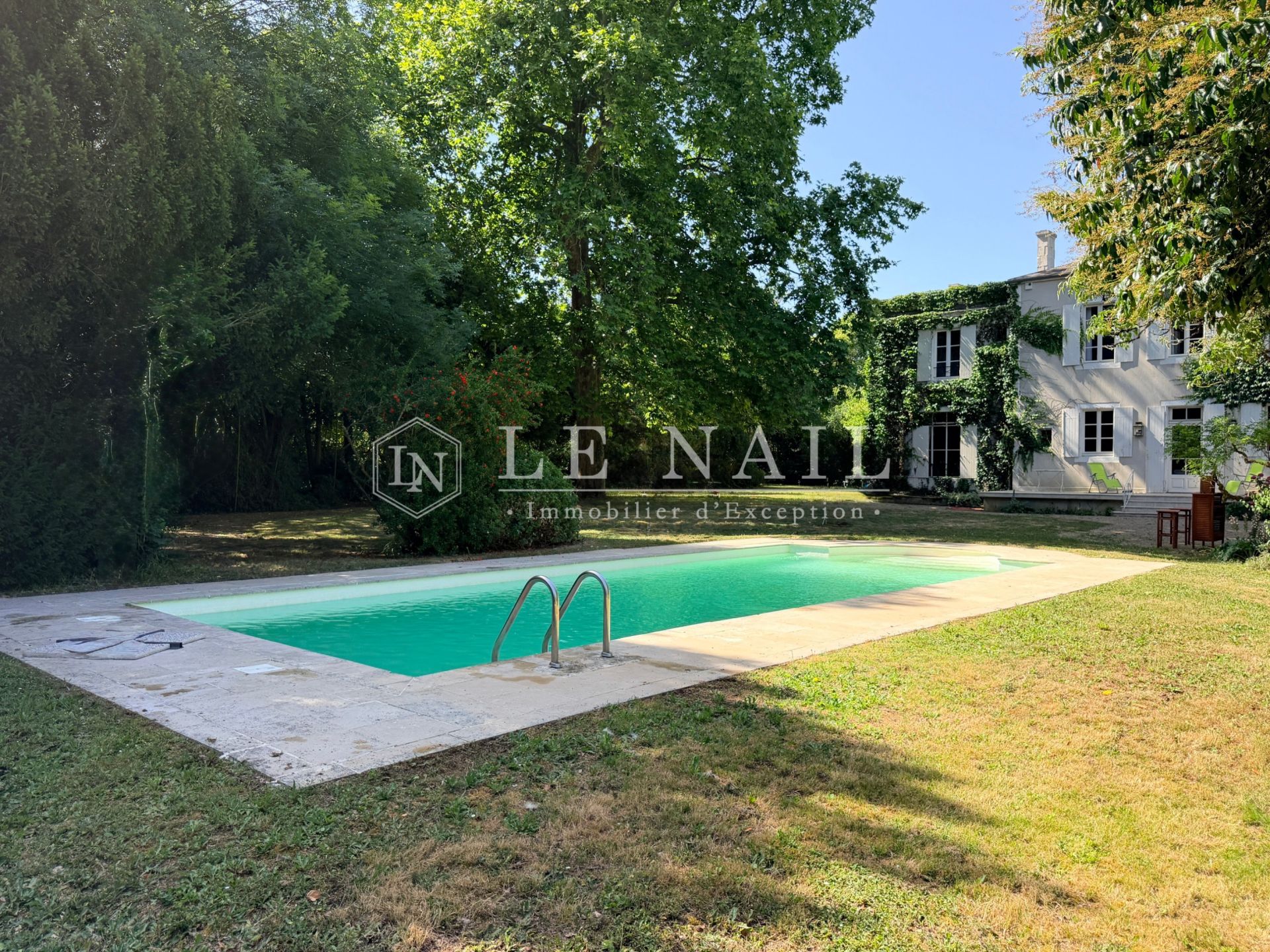 propriété 12 pièces en vente à LA ROCHELLE (17000)