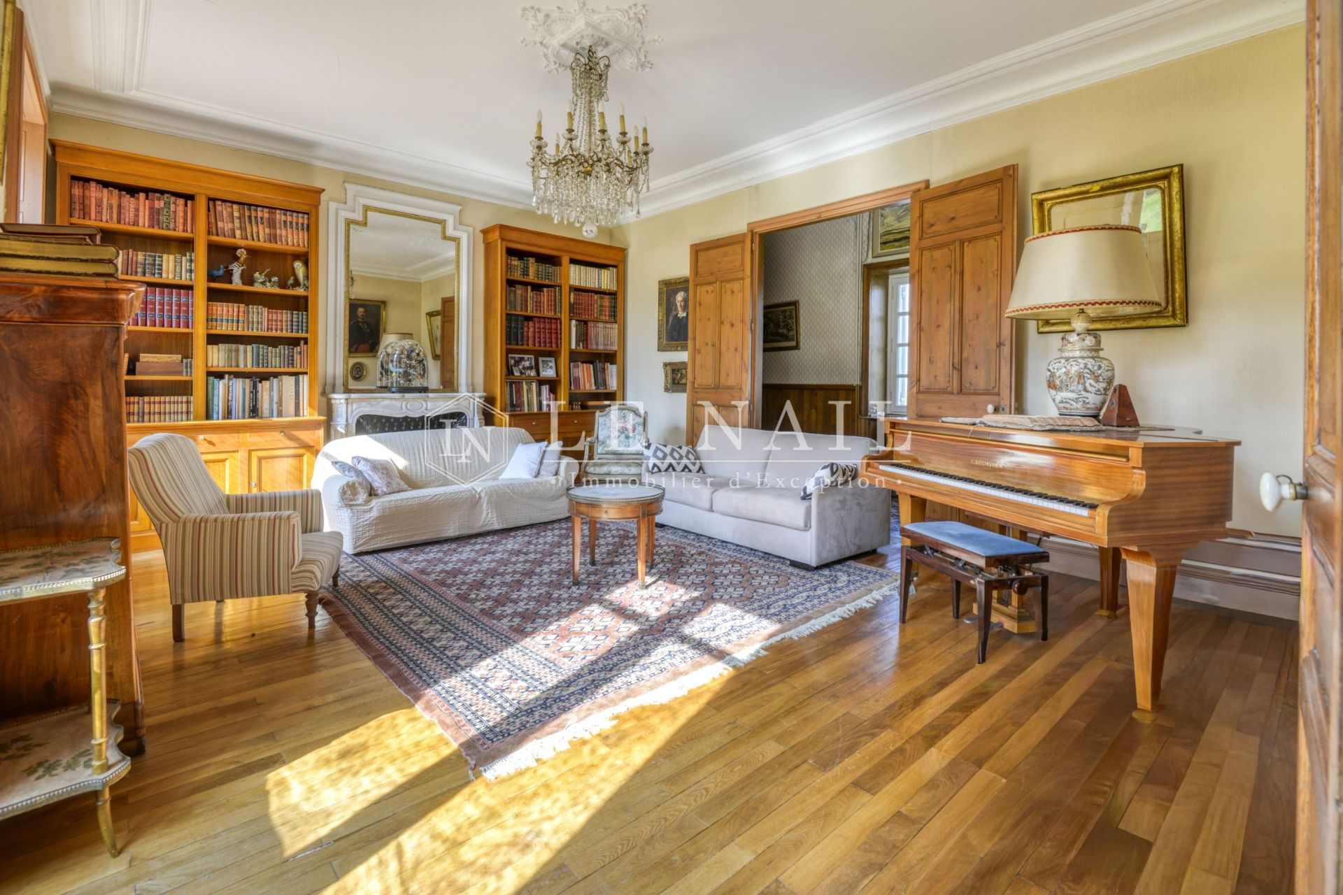 property 12 rooms for sale on VALLET (44330)