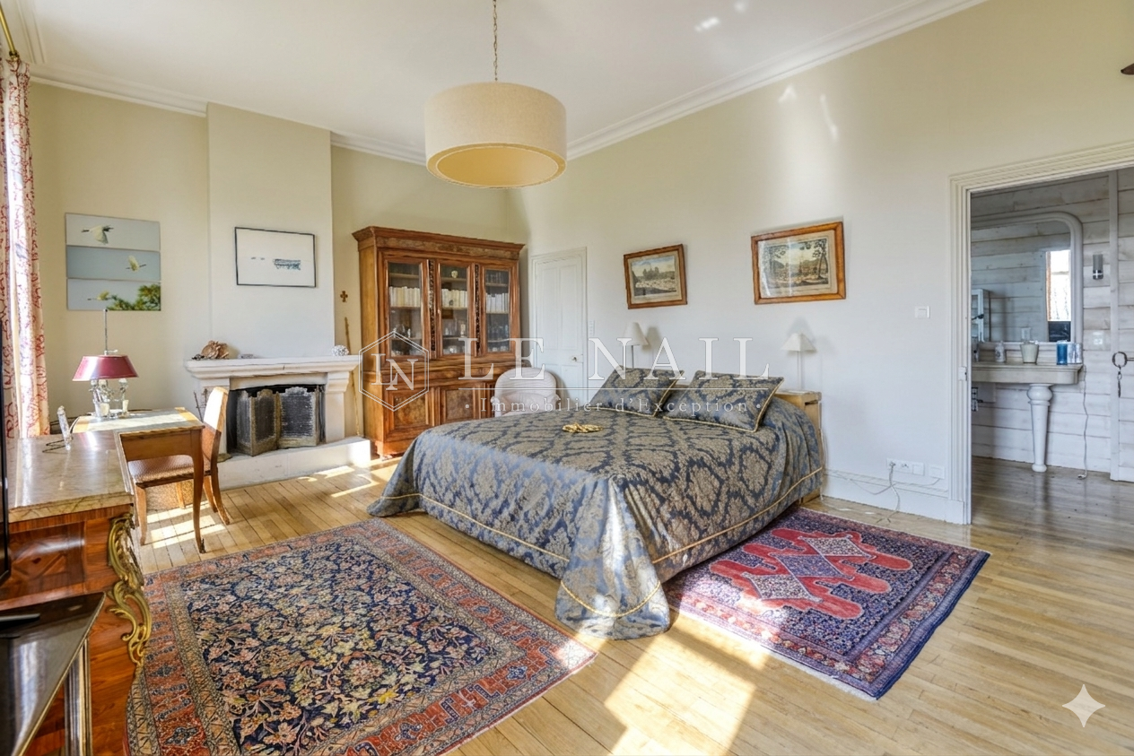 property 12 rooms for sale on VALLET (44330)