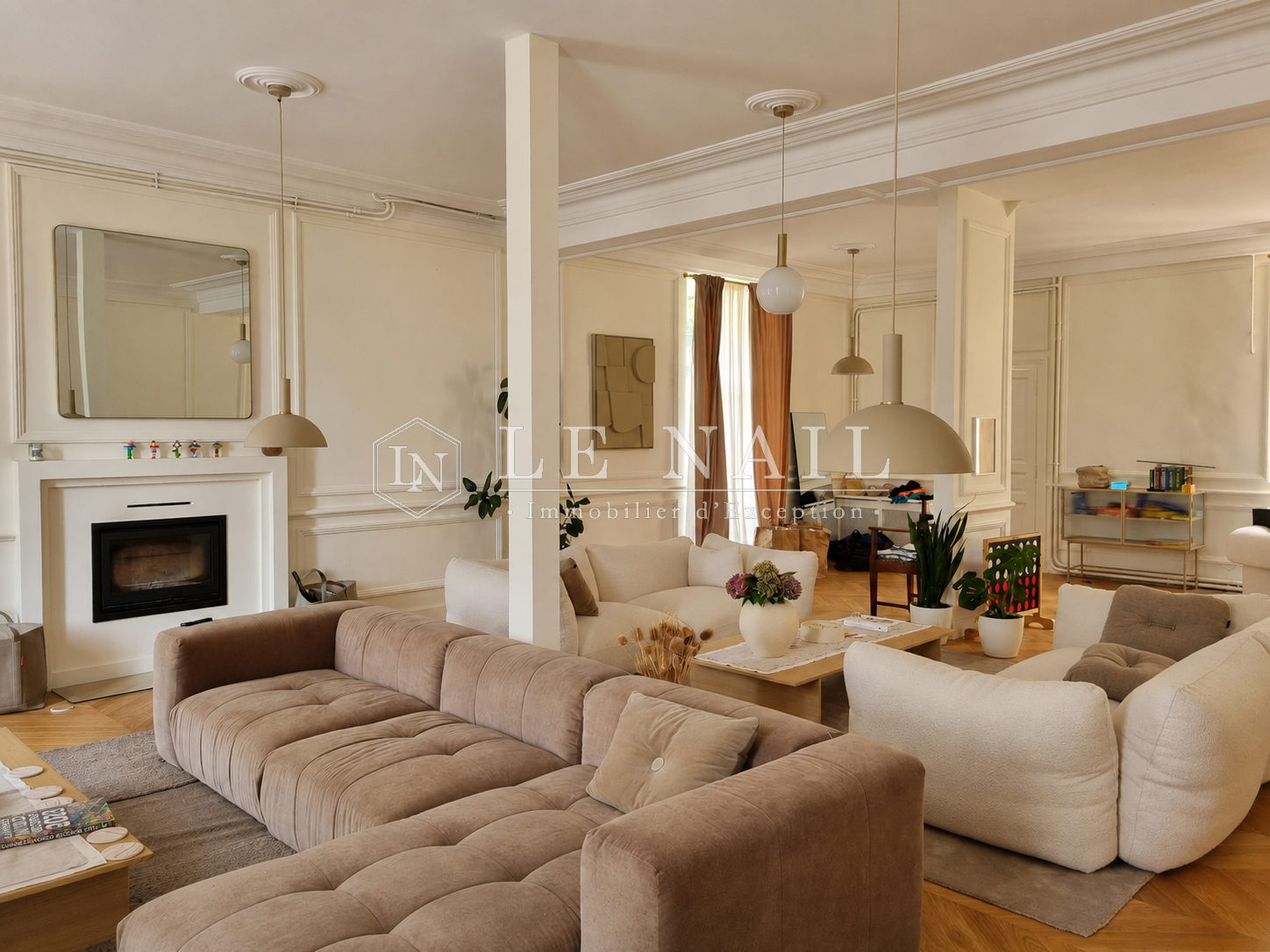 castle 13 rooms for sale on VIERZON (18100)