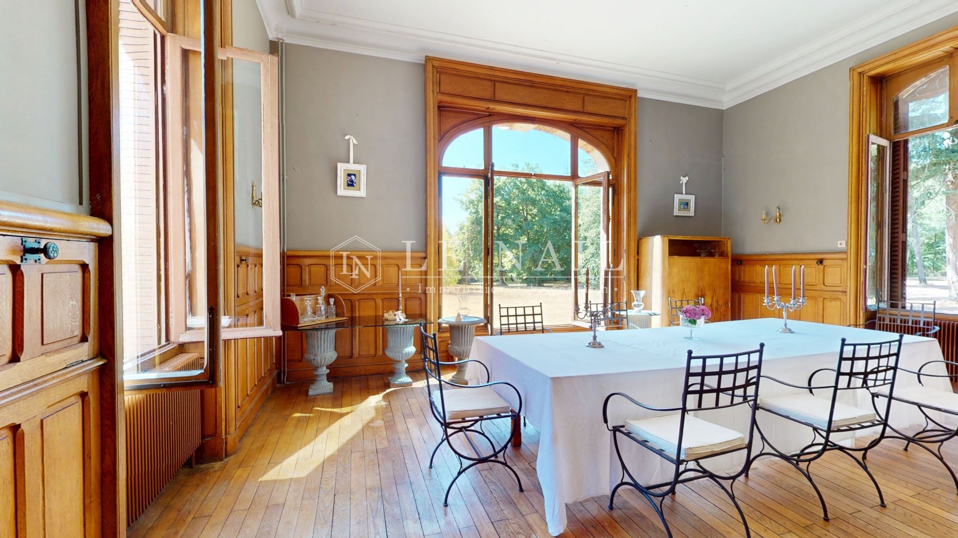château 22 pièces en vente à MOULINS (03000)