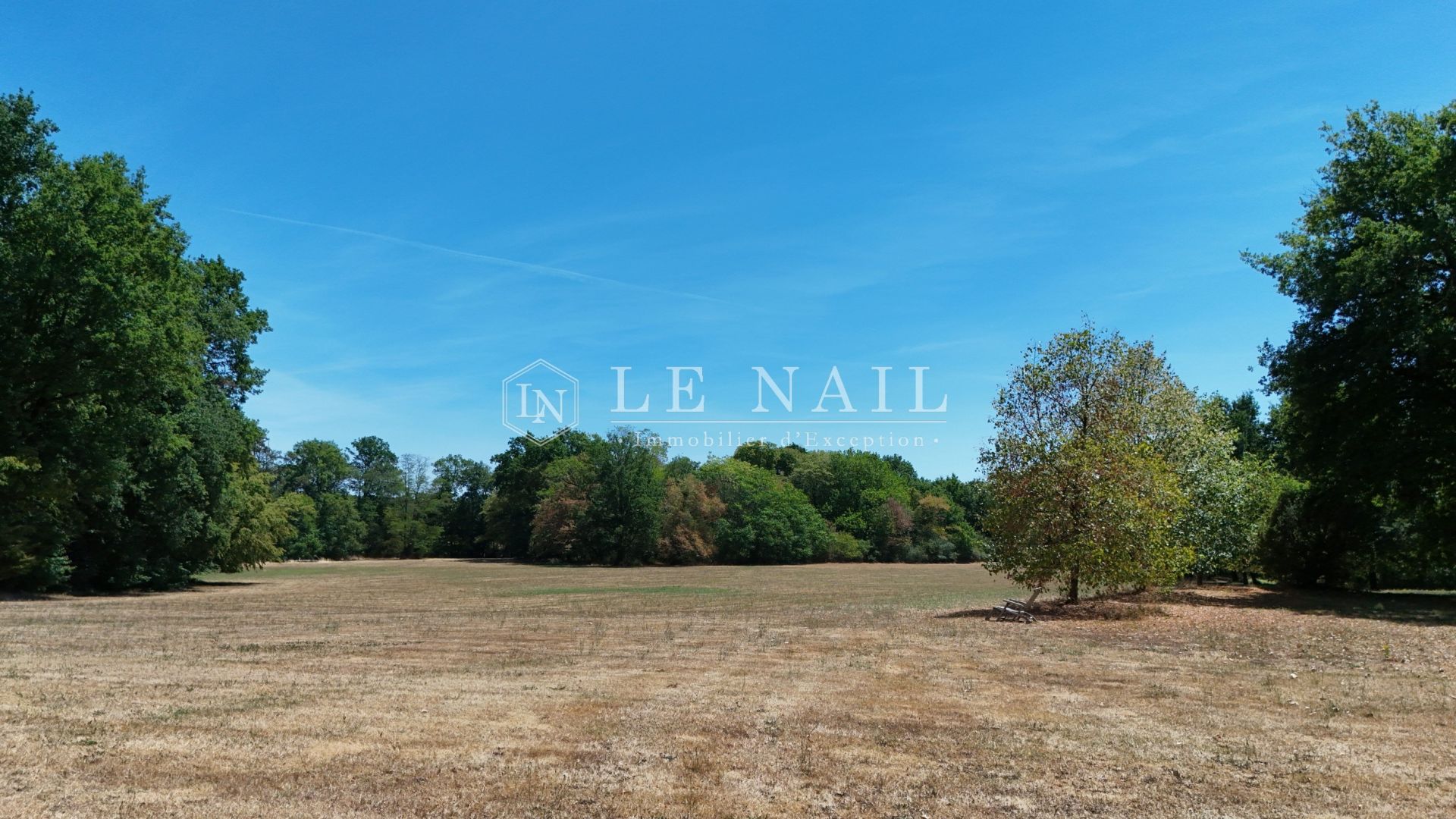 château 22 pièces en vente à MOULINS (03000)
