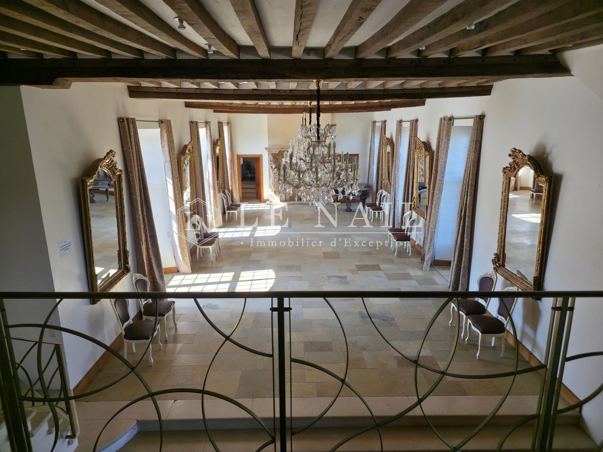 manoir 30 pièces en vente à FALAISE (14700)