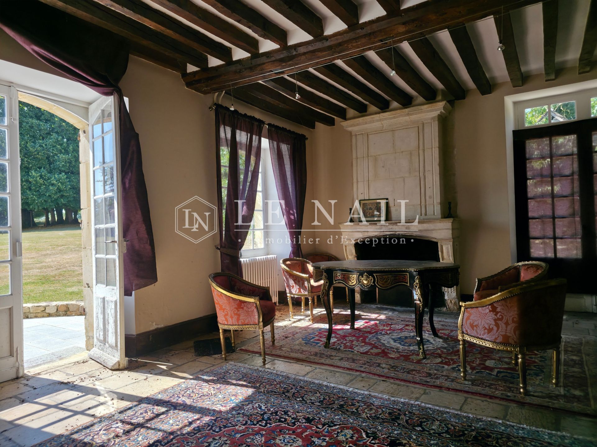 manoir 30 pièces en vente à FALAISE (14700)