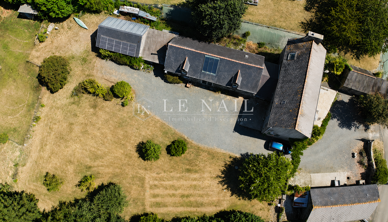 maison 9 pièces en vente à LANVOLLON (22290)