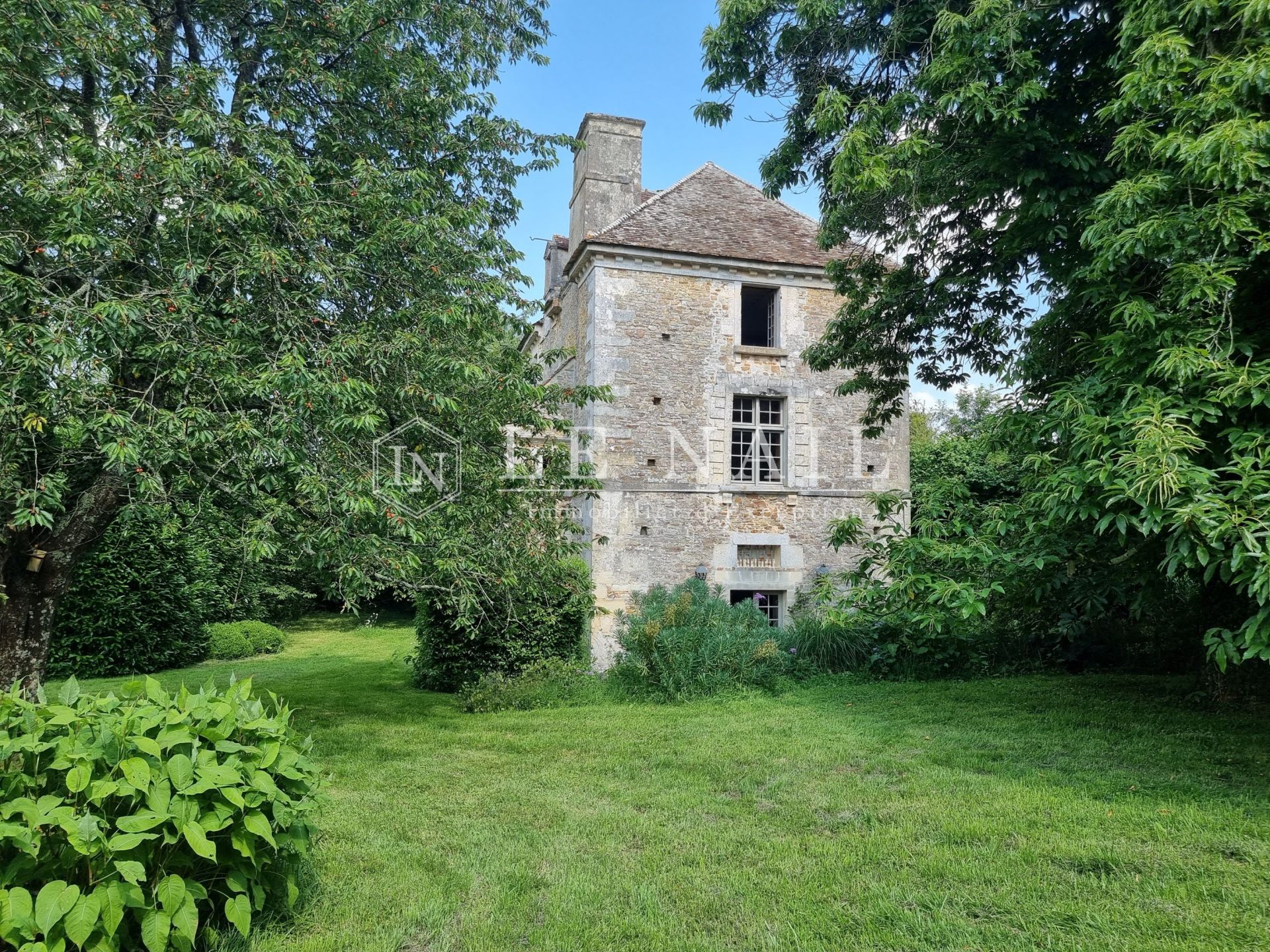 property 5 rooms for sale on ARGENTAN (61200)