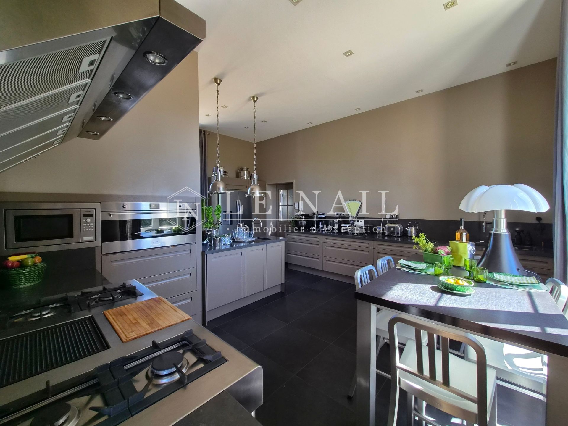 propriété 8 pièces en vente à TOURS (37000)