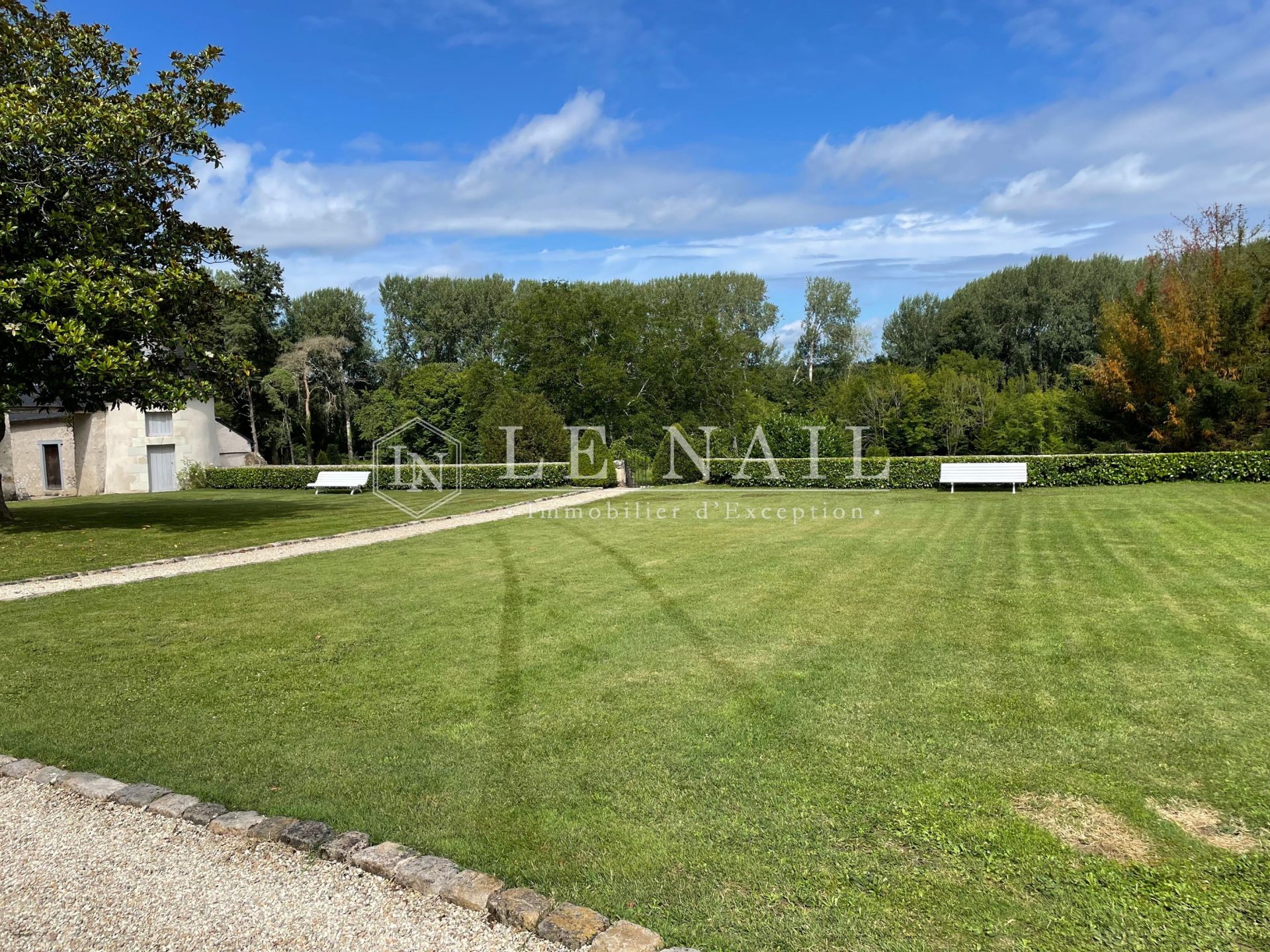 propriété 8 pièces en vente à TOURS (37000)