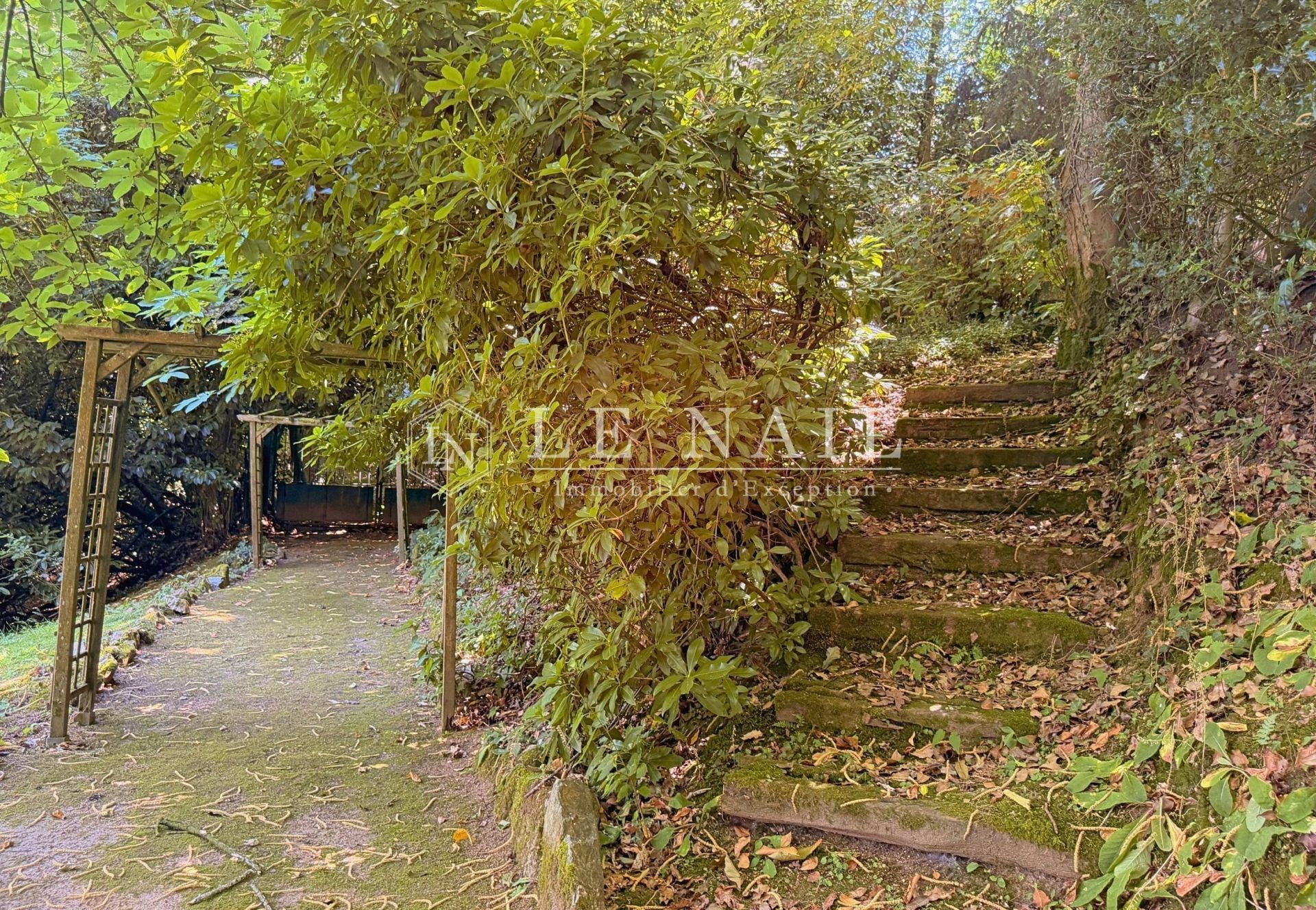 château 9 pièces en vente à MONCONTOUR (22510)