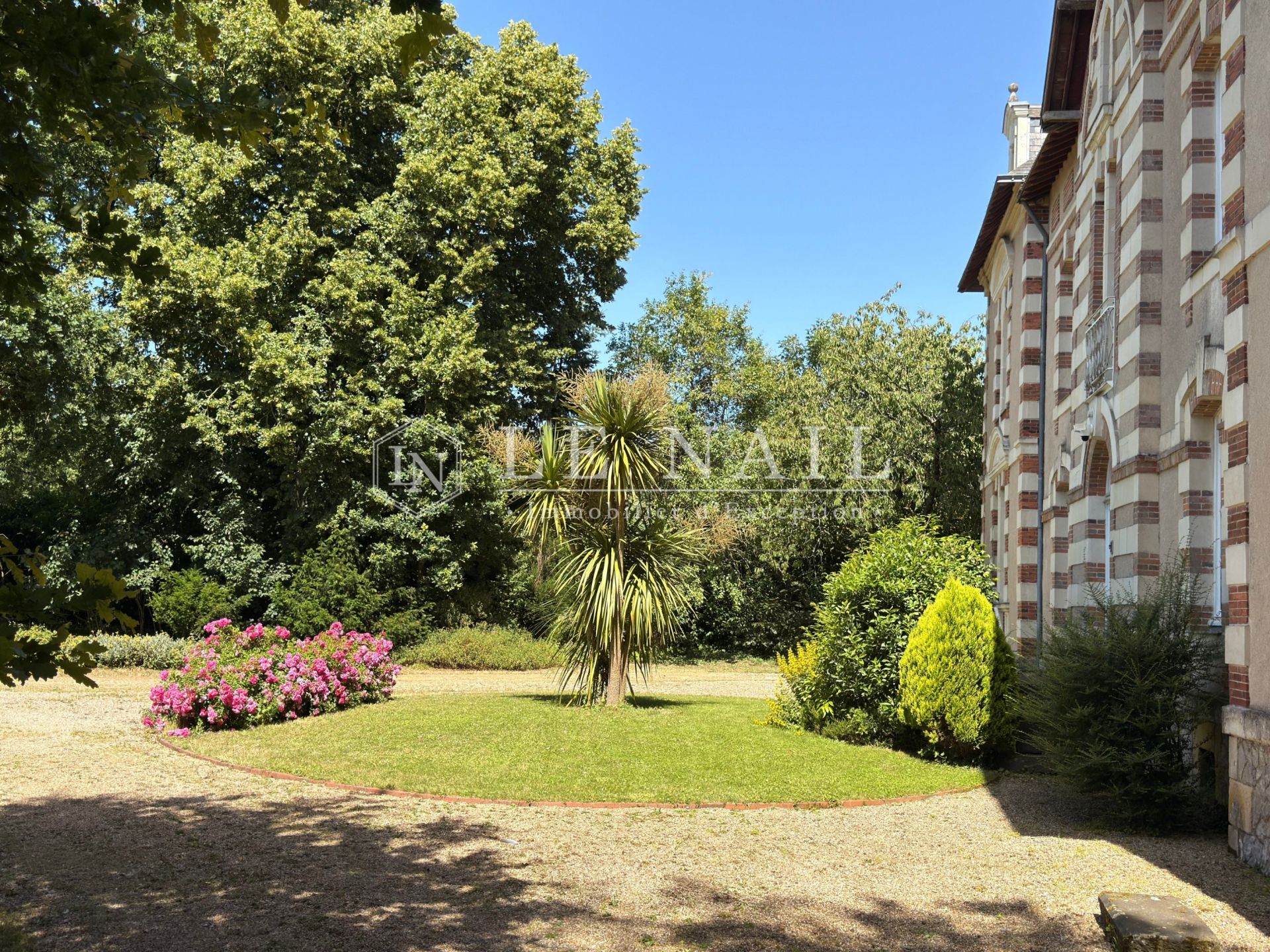 château 11 pièces en vente à POUANCE (49420)