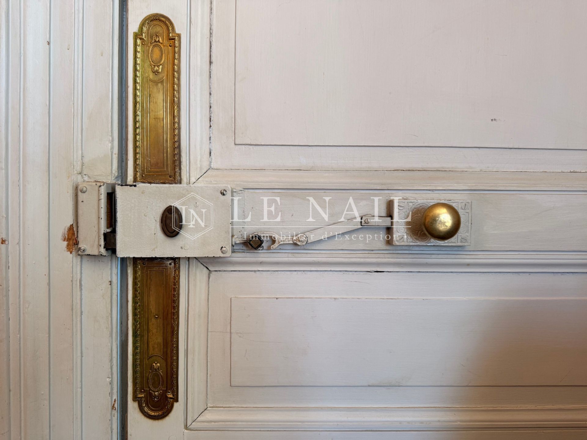 castle 20 rooms for sale on MESLAY DU MAINE (53170)