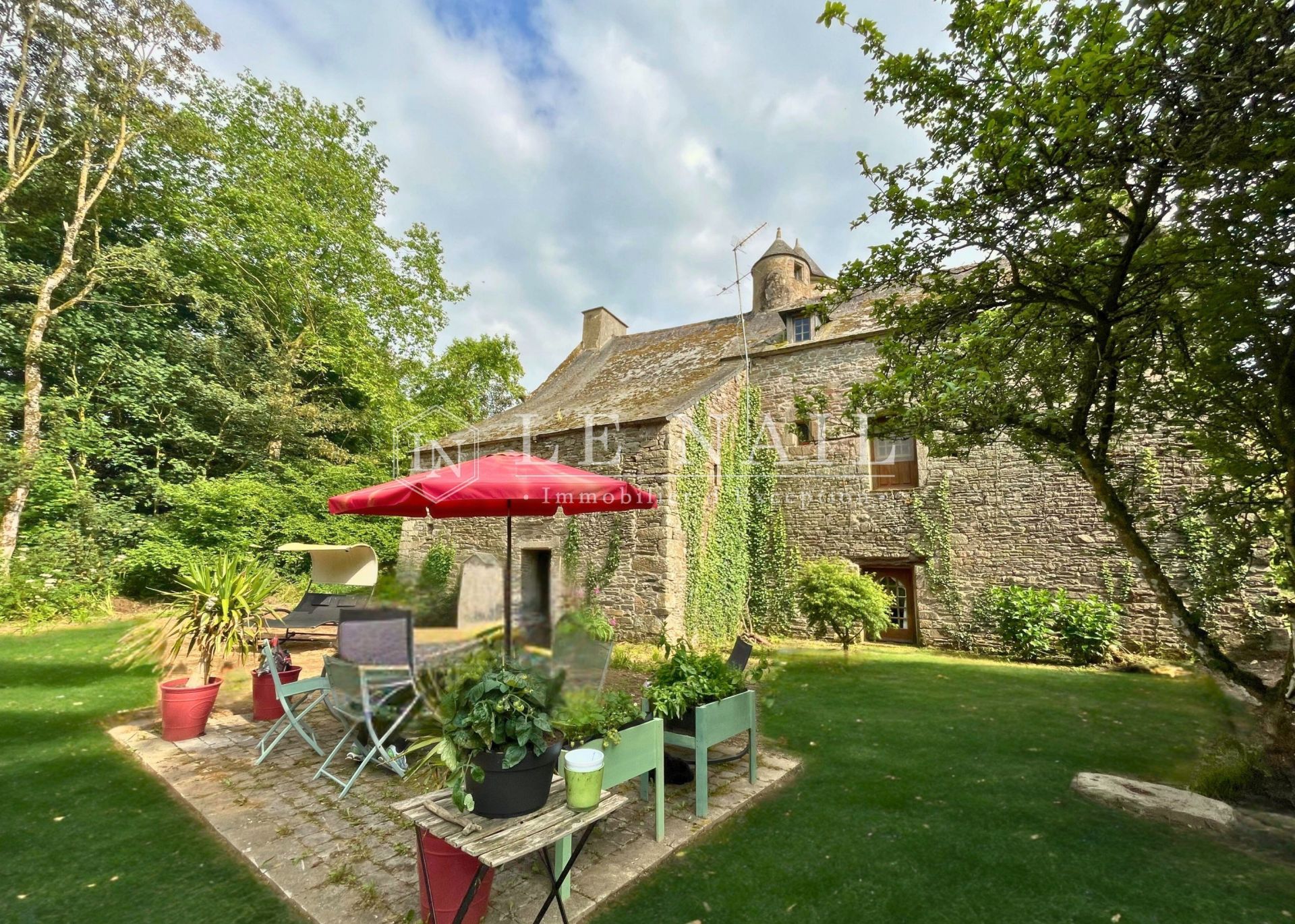 manoir 7 pièces en vente à GUINGAMP (22200)