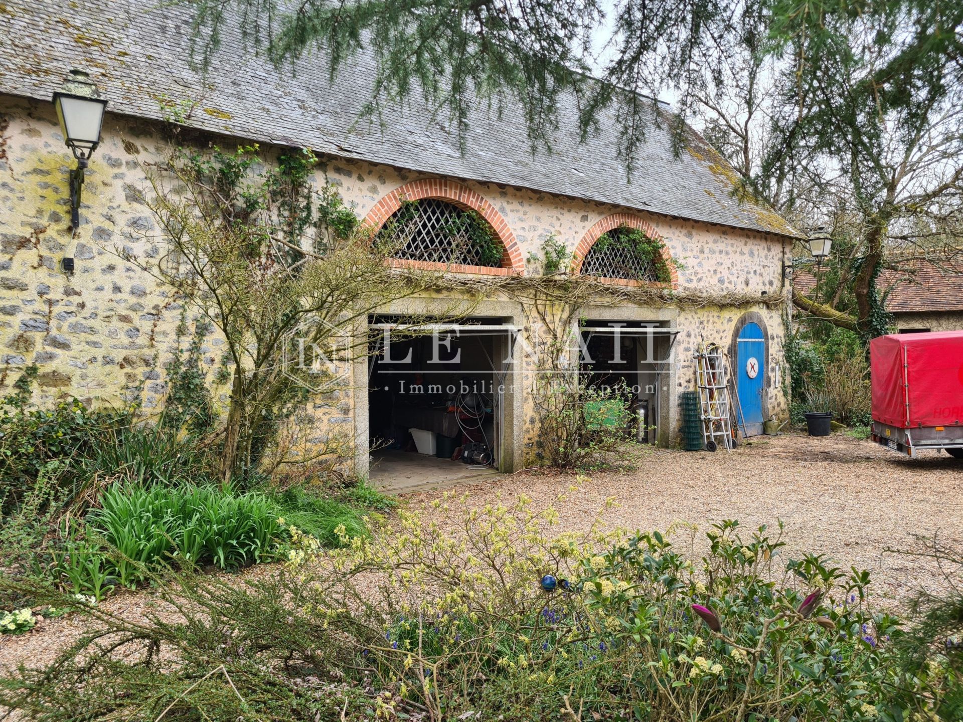 manoir 9 pièces en vente à VAIGES (53480)