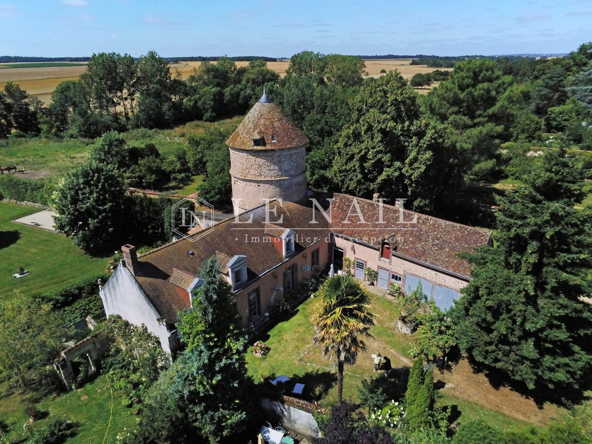 property 7 rooms for sale on BONNEVAL (28800)