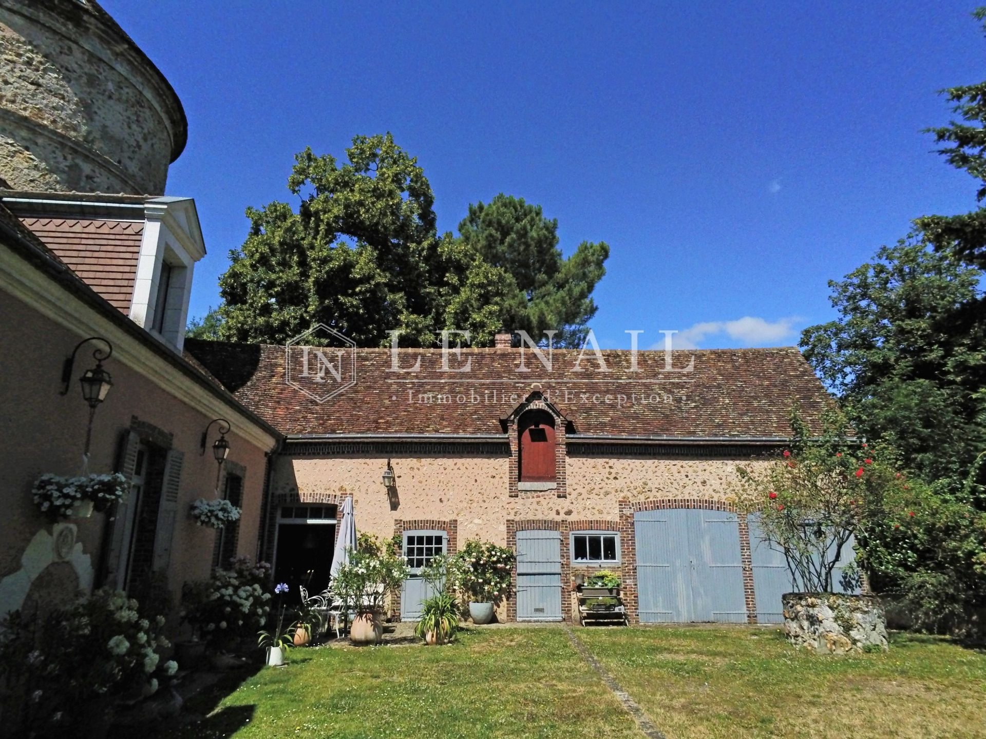 property 7 rooms for sale on BONNEVAL (28800)