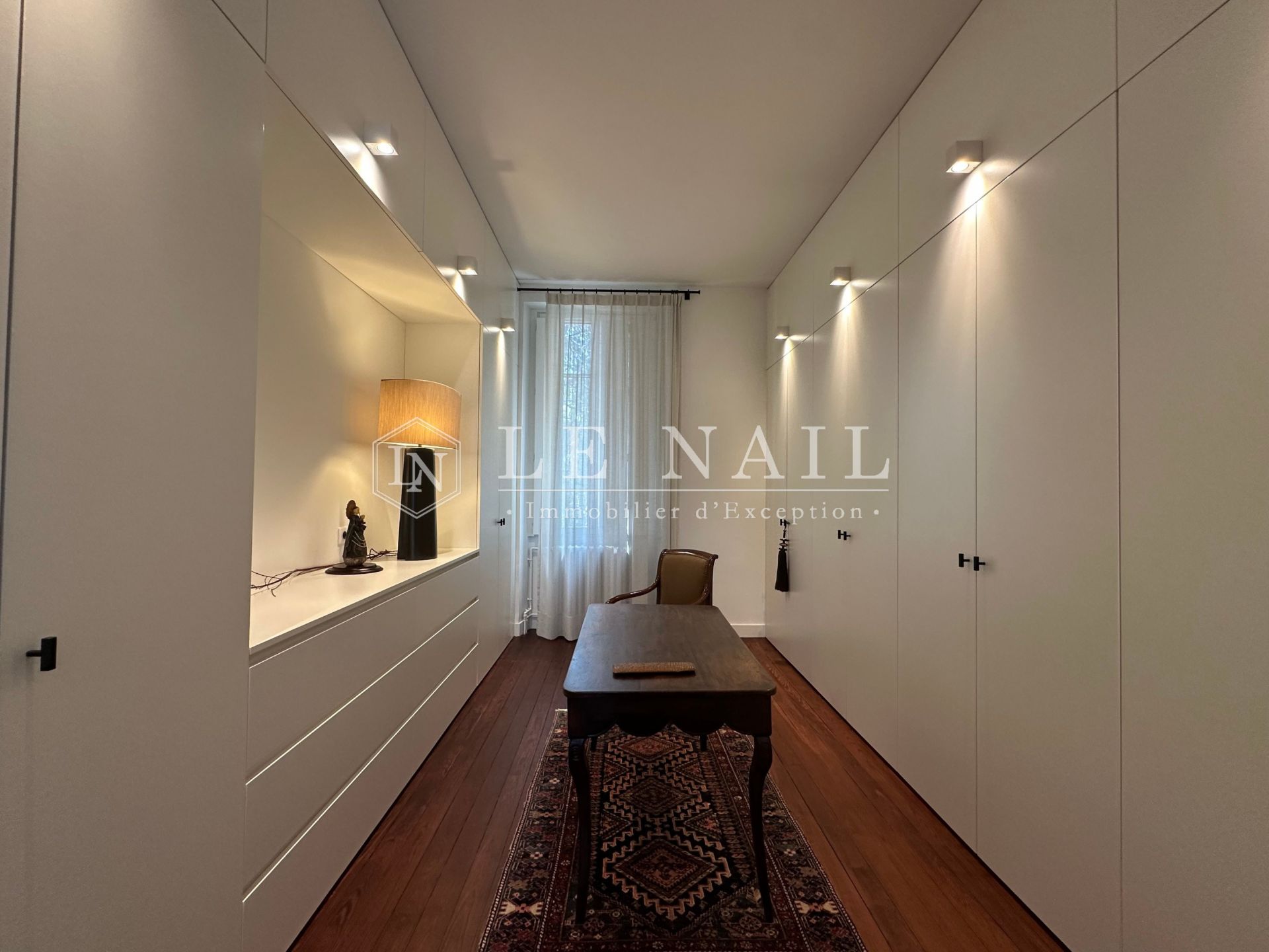 mansion 9 rooms for sale on CLISSON (44190)