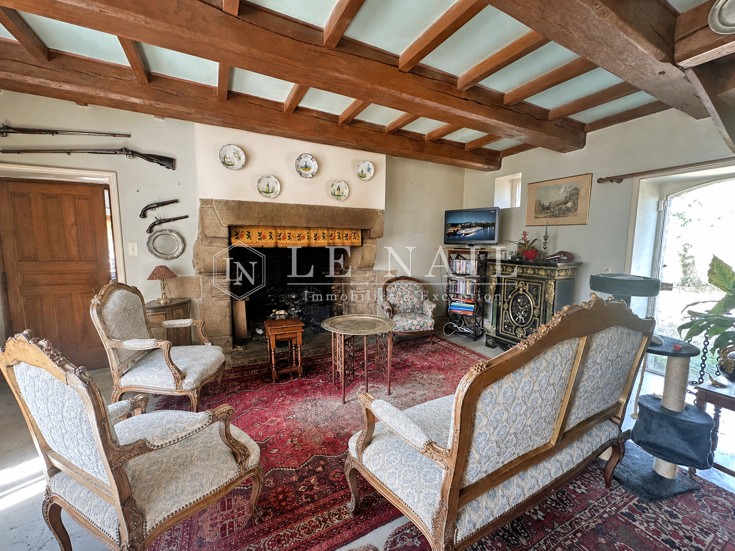 house 8 rooms for sale on PLOUHINEC (56680)