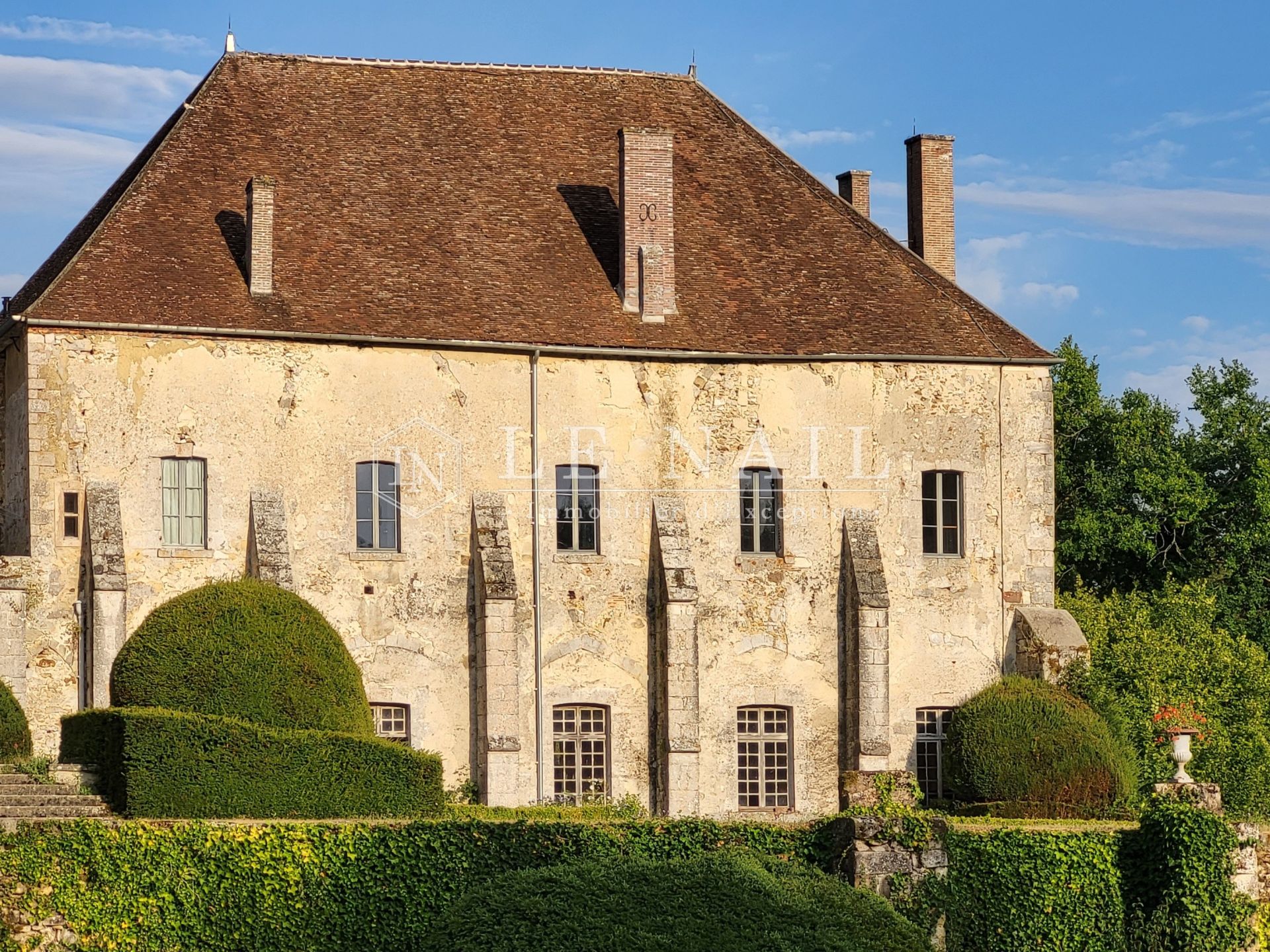 propriété 28 pièces en vente à EPERNAY (51200)