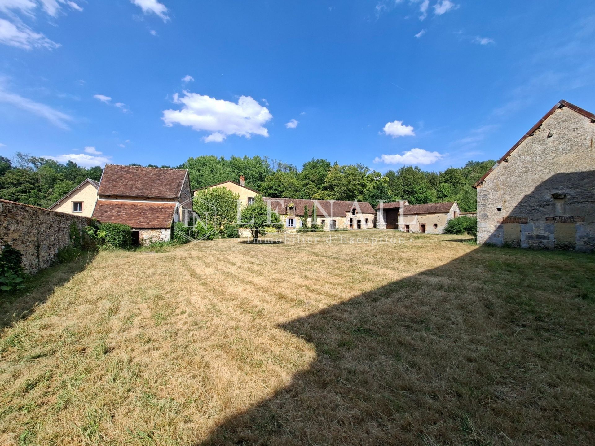 propriété 28 pièces en vente à EPERNAY (51200)