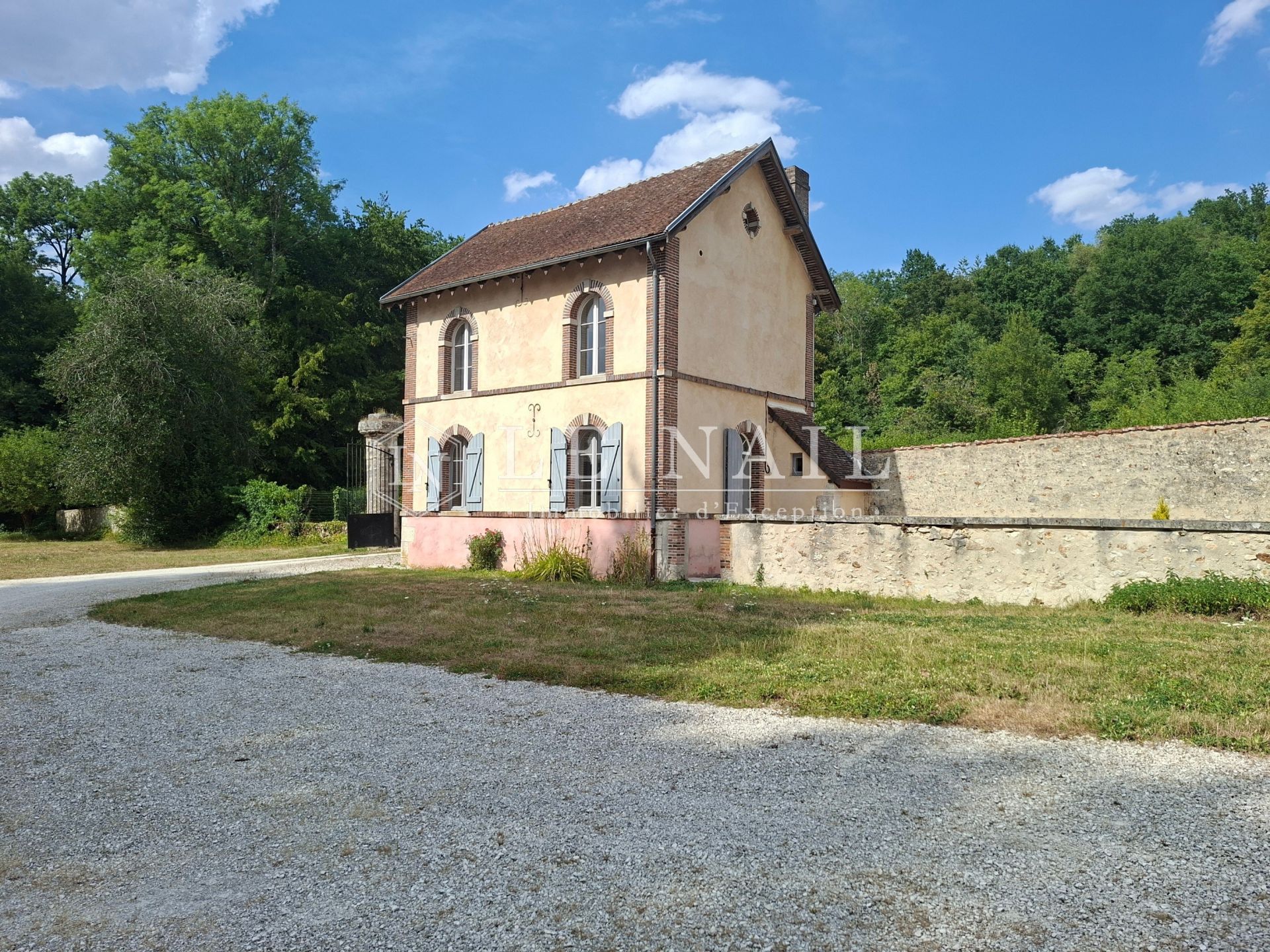 propriété 28 pièces en vente à EPERNAY (51200)