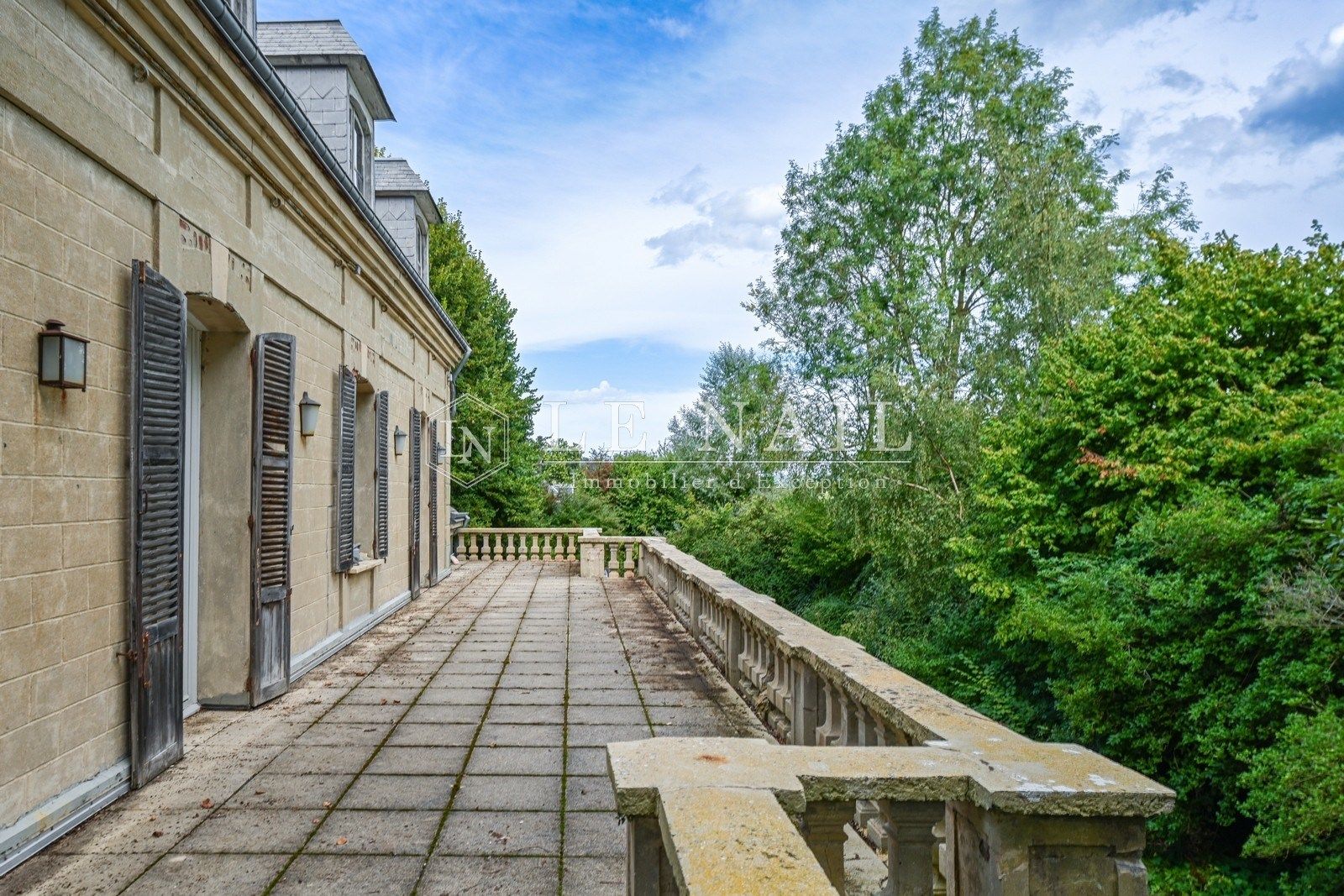 manoir 9 pièces en vente à DEAUVILLE (14800)