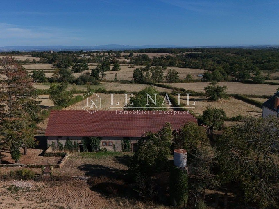 mansion 11 rooms for sale on ST POURCAIN SUR SIOULE (03500)