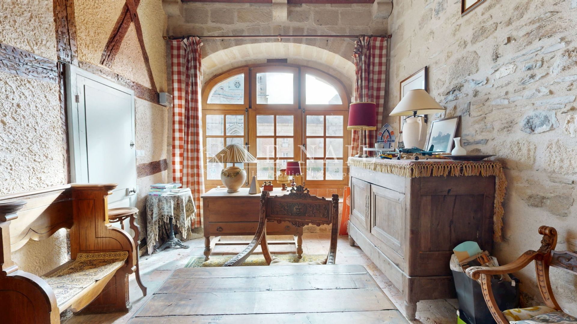 townhouse 4 rooms for sale on SOUVIGNY (03210)
