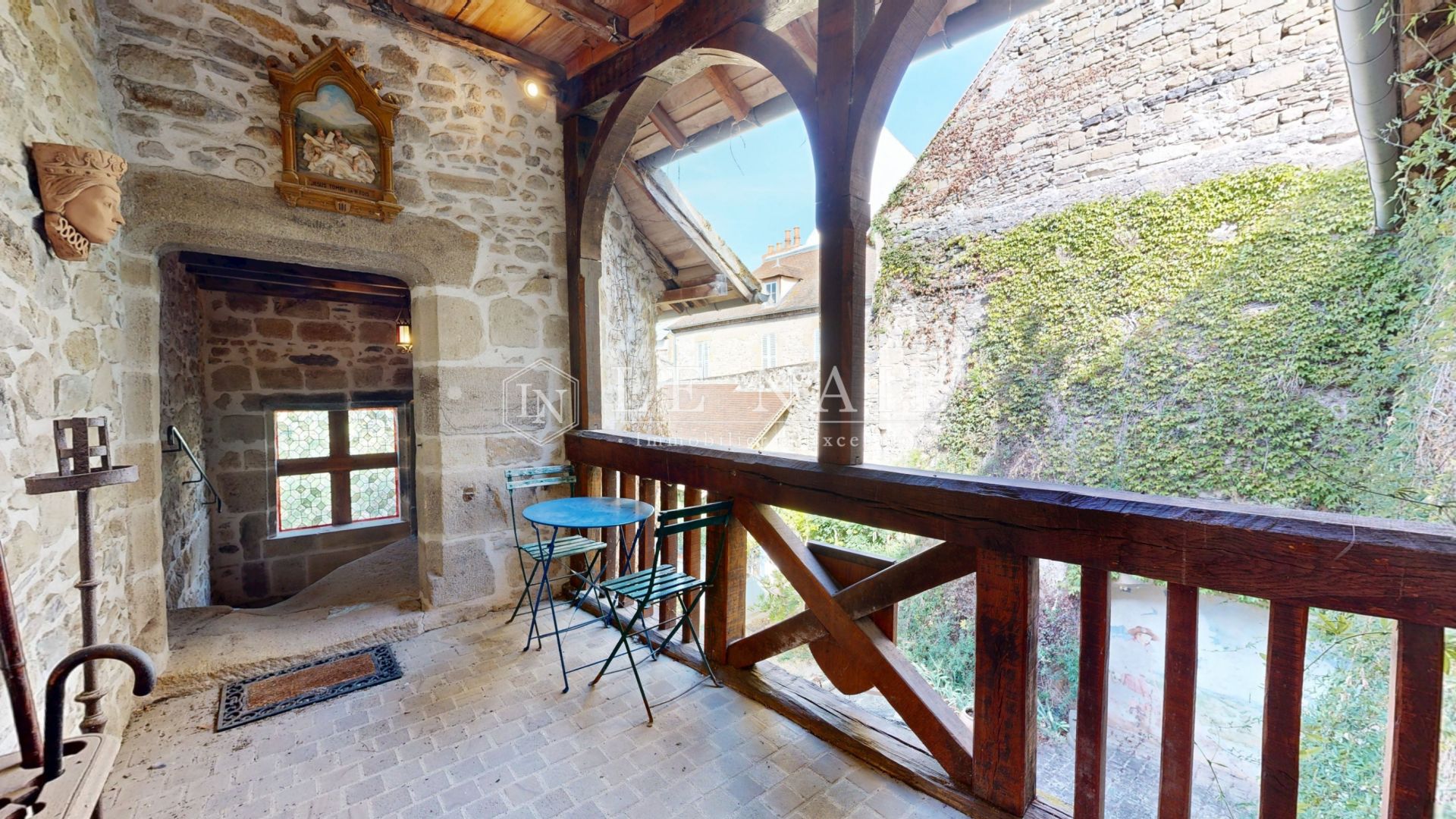 townhouse 4 rooms for sale on SOUVIGNY (03210)