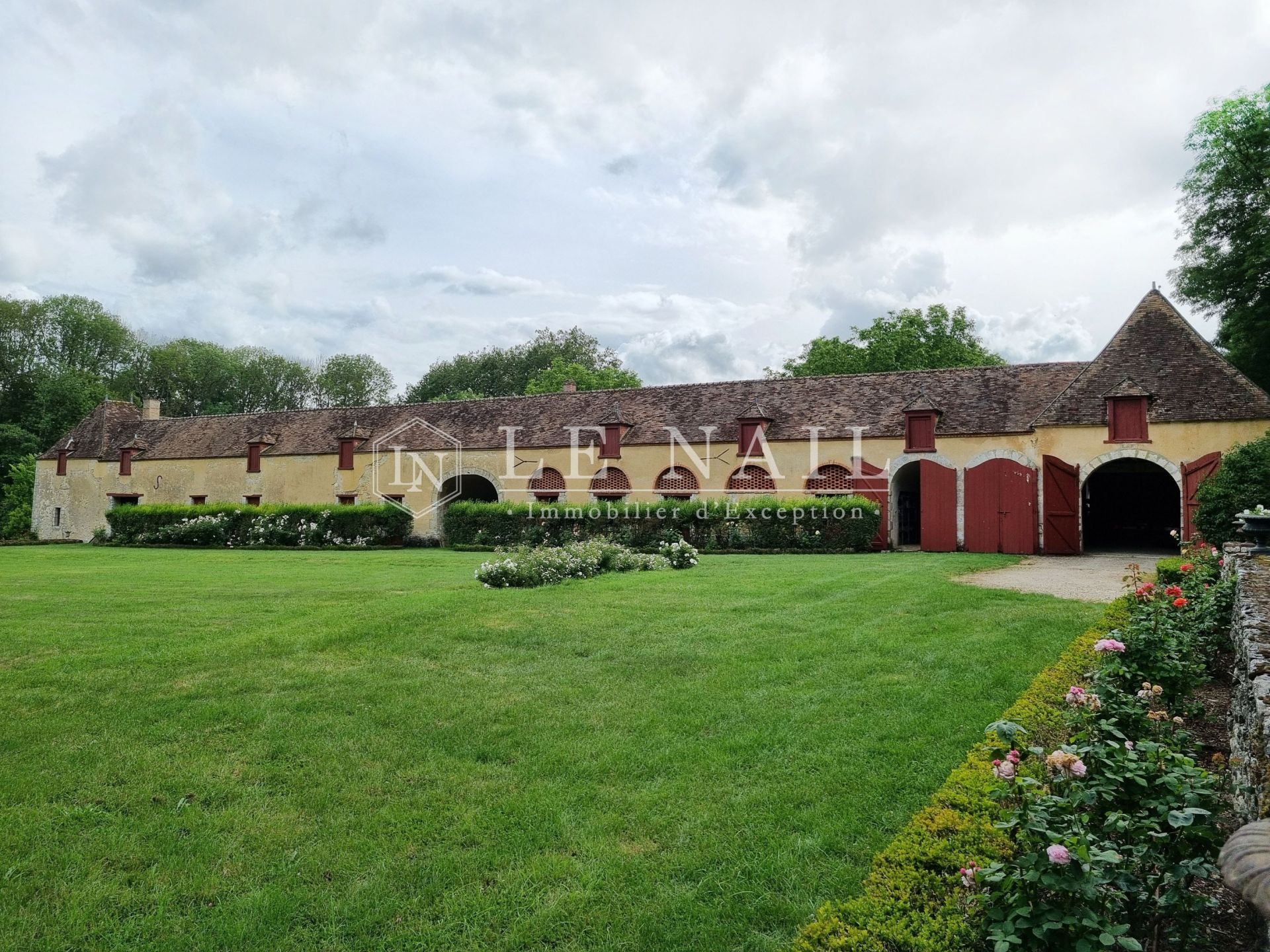 château 14 pièces en vente à ETAMPES (91150)