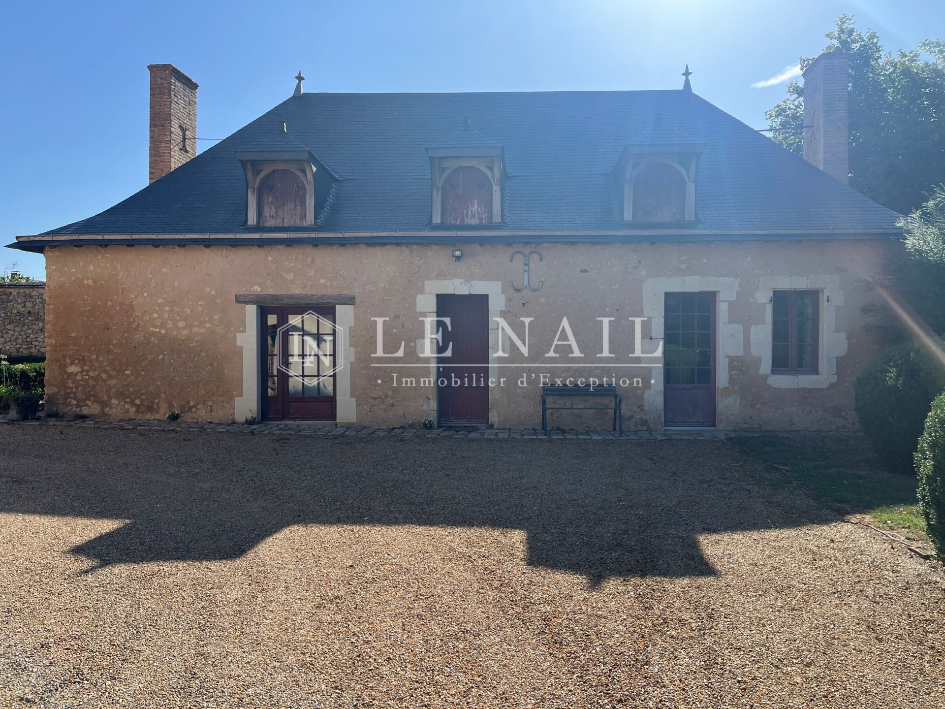 manoir 8 pièces en vente à LA FLECHE (72200)