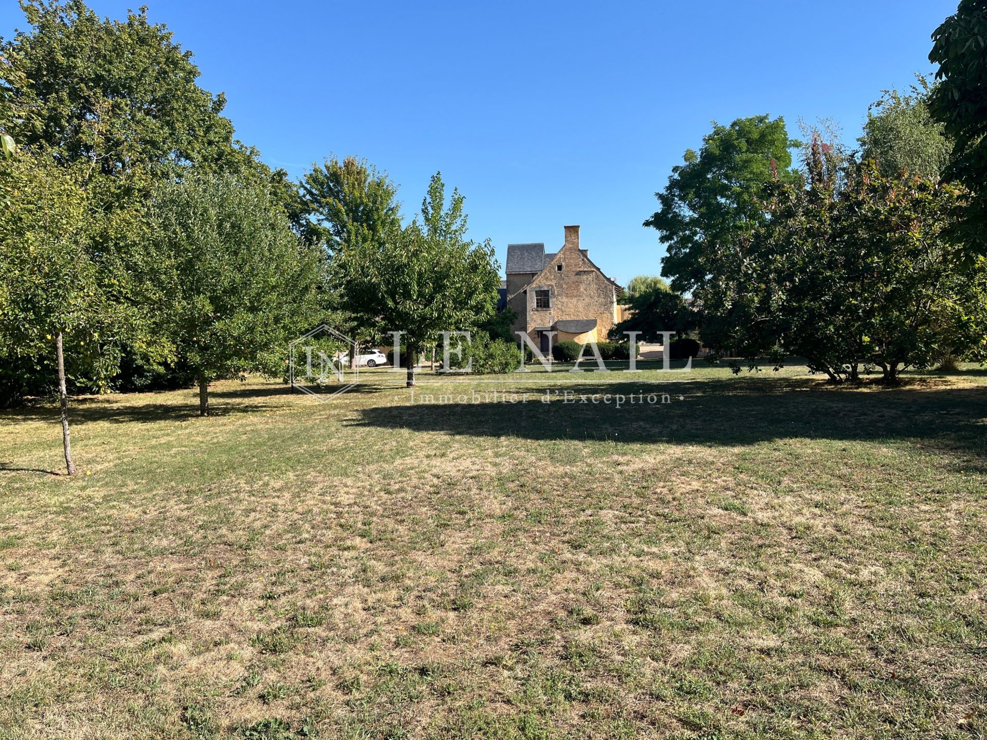 manoir 8 pièces en vente à LA FLECHE (72200)