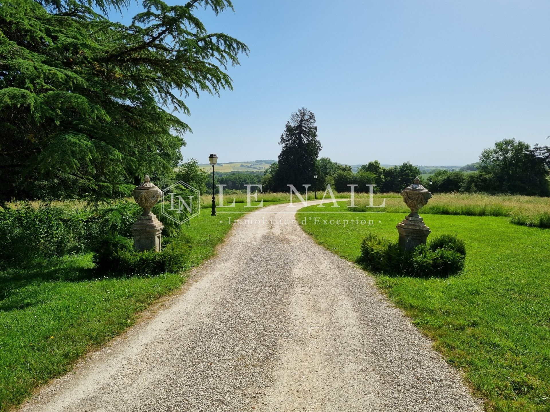 château 10 pièces en vente à SANCERRE (18300)