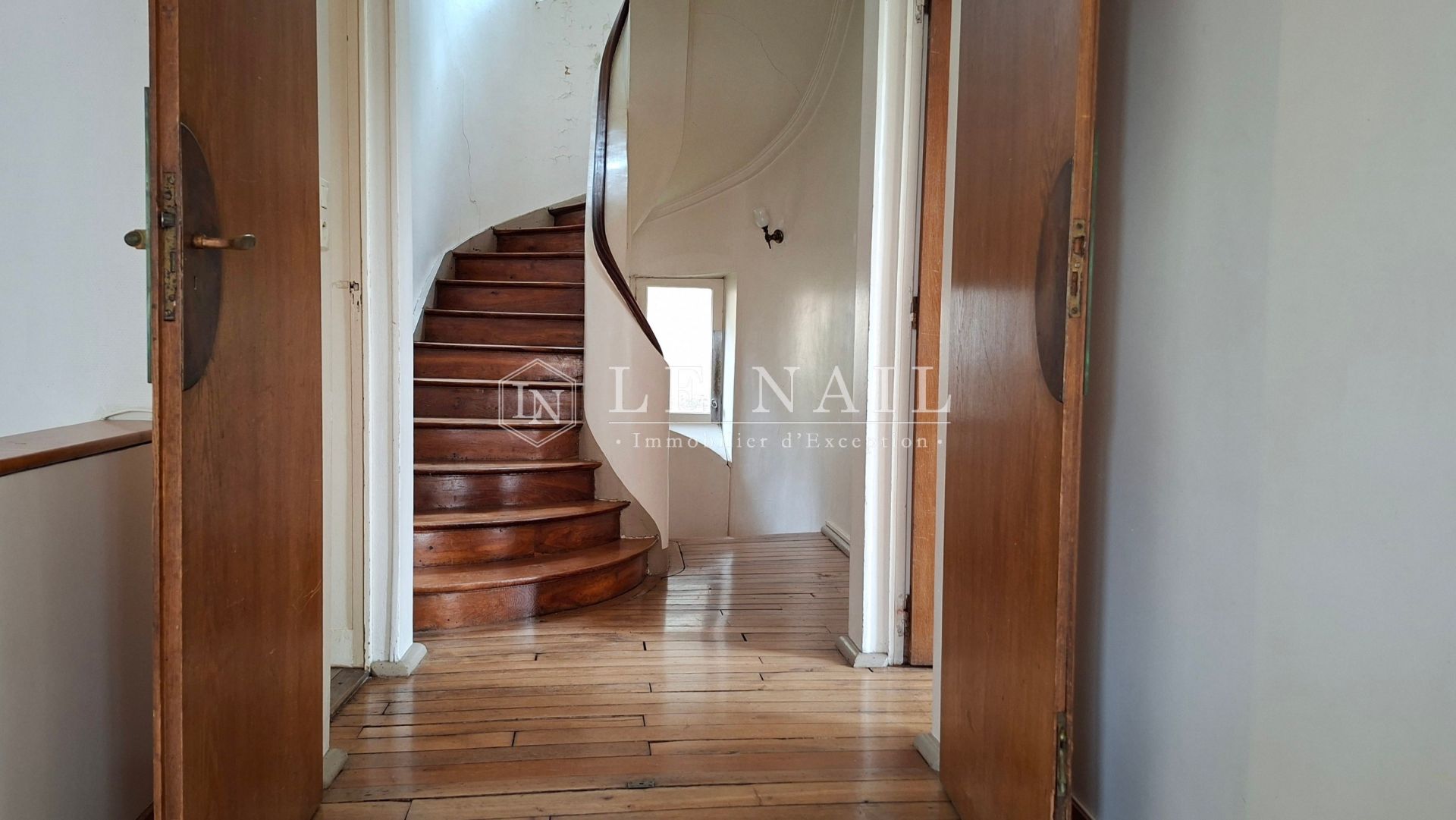maison de ville 11 pièces en vente à TROYES (10000)