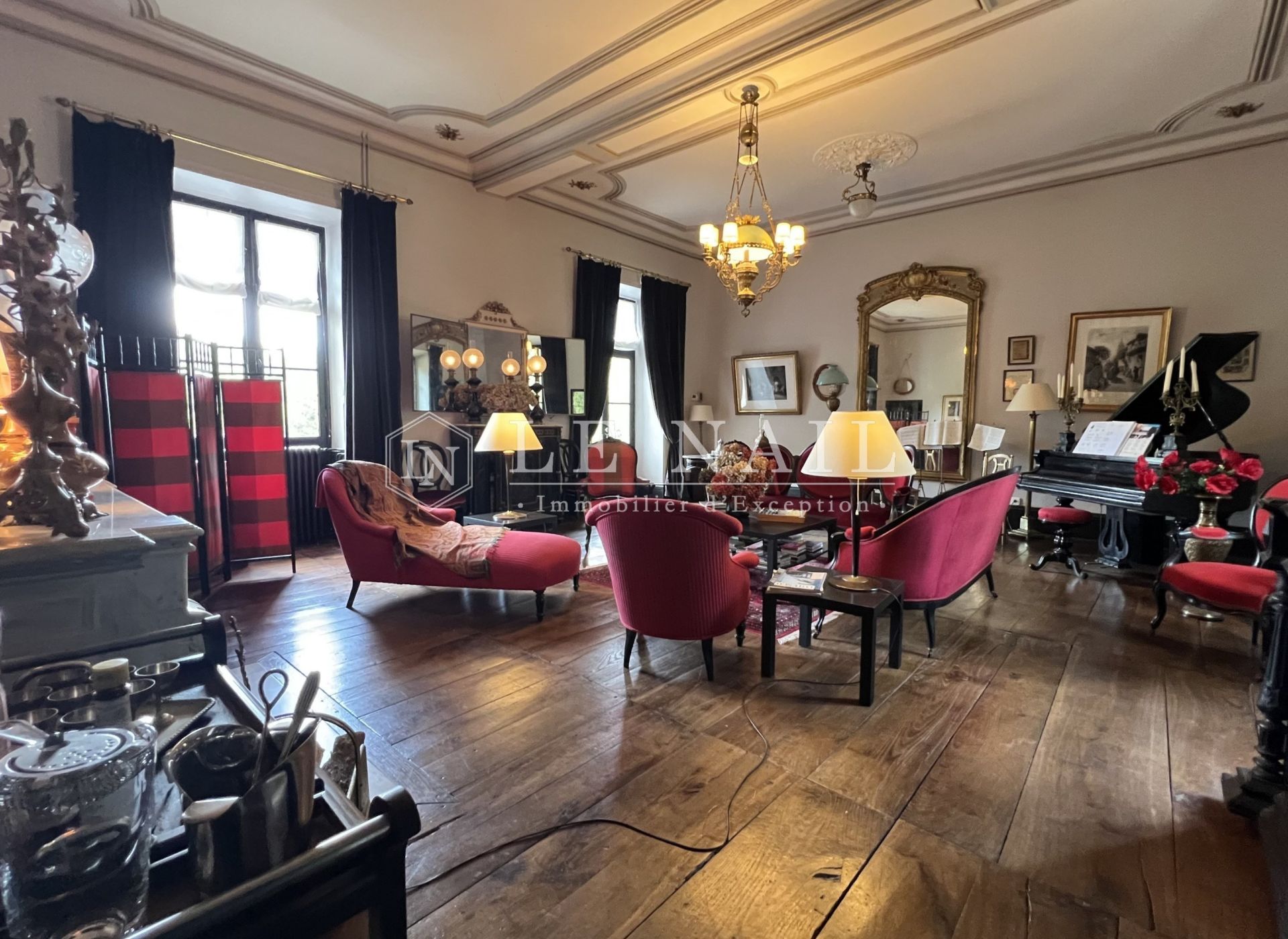 property 14 rooms for sale on ANGOULEME (16000)